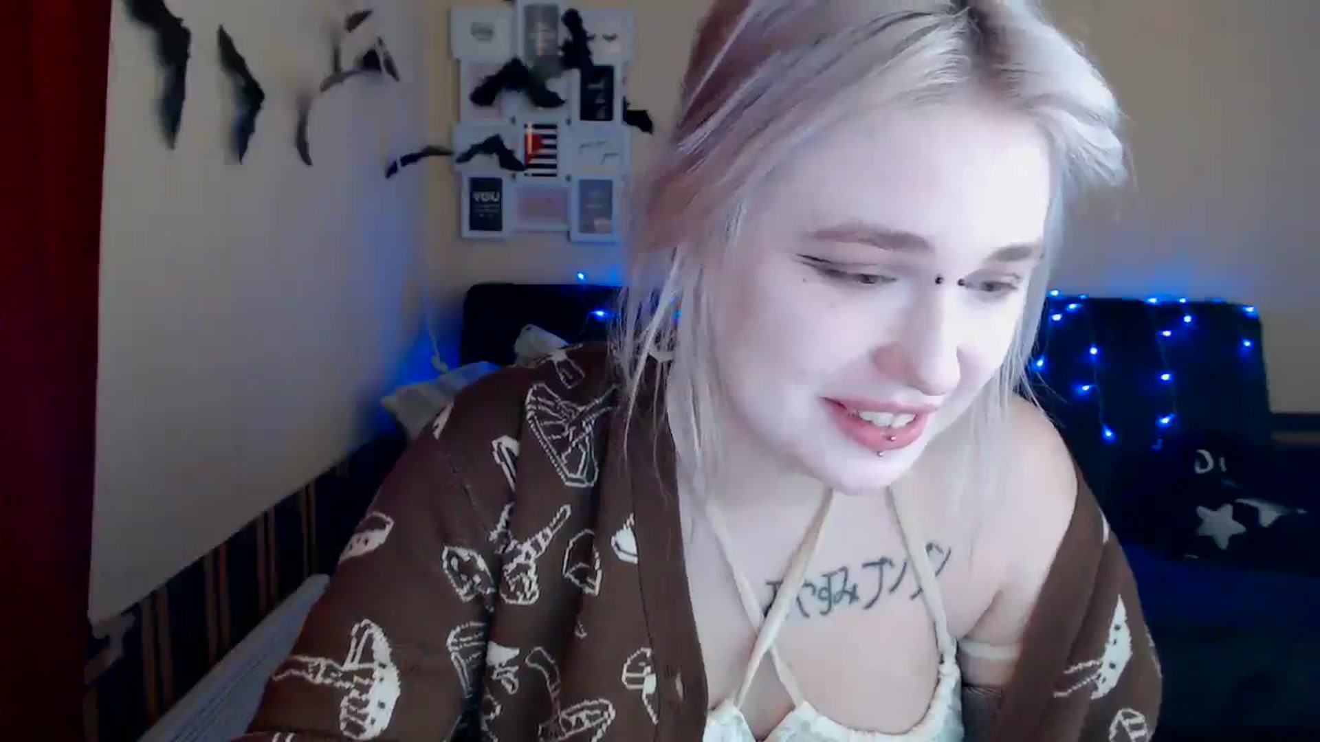 Gallery image thumbnail from Killinna's myfreecams stream on, 01/17/2025, 17:13 image 12 of 20