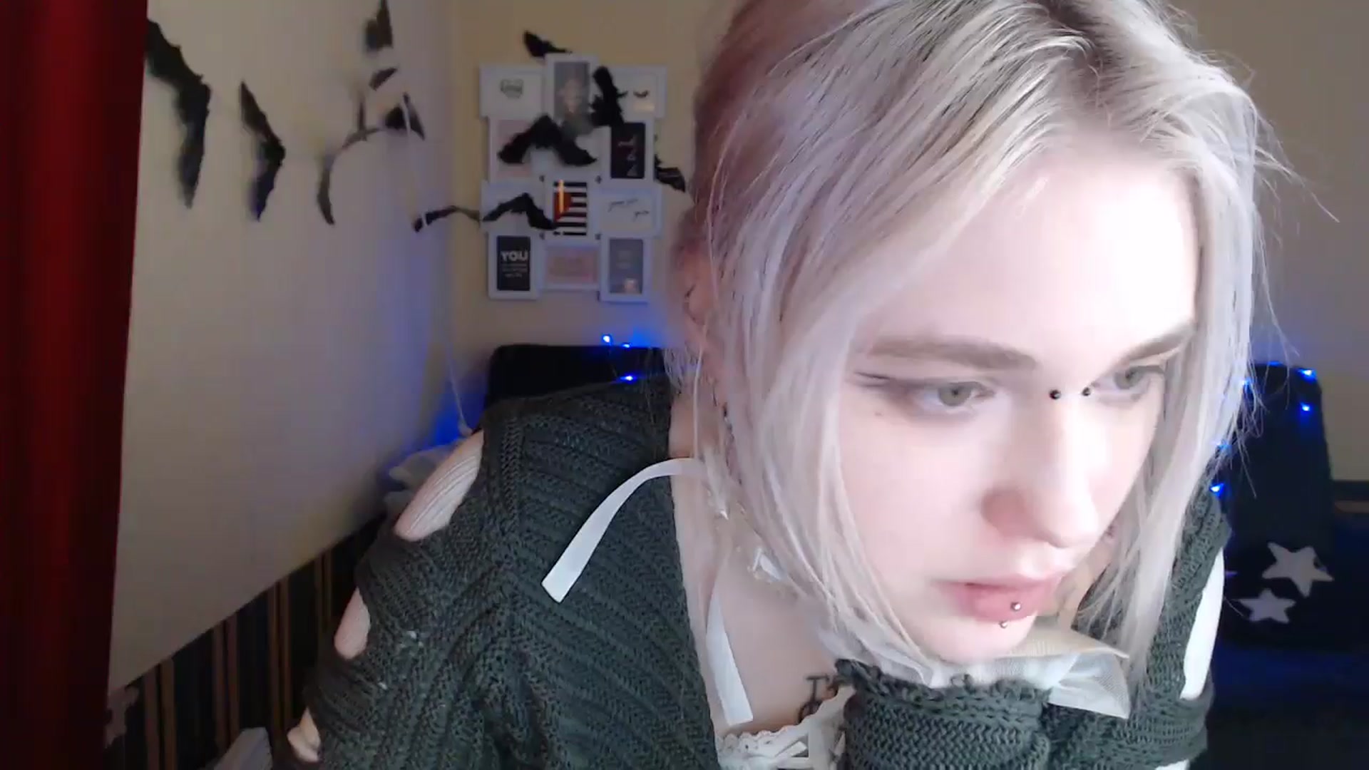 Gallery image thumbnail from Killinna's myfreecams stream on, 01/18/2025, 17:05 image 12 of 20