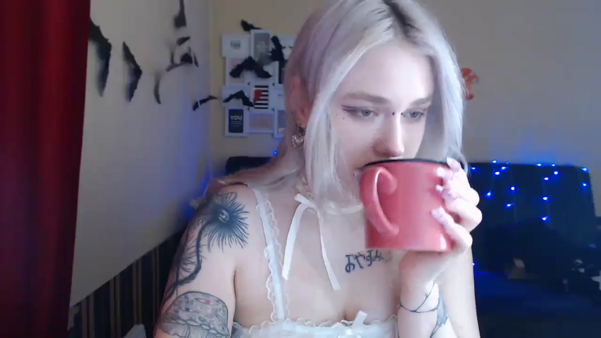 Gallery image thumbnail from Killinna's myfreecams stream on, 01/22/2025, 15:43 image 4 of 20