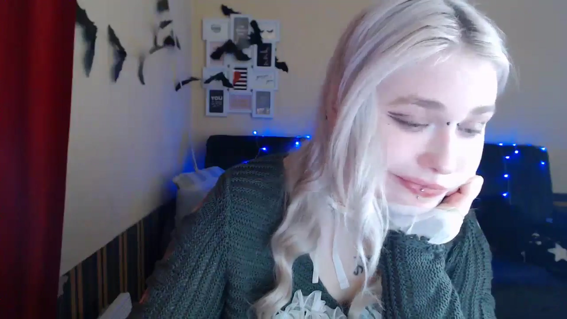 Gallery image thumbnail from Killinna's myfreecams stream on, 01/22/2025, 15:43 image 13 of 20