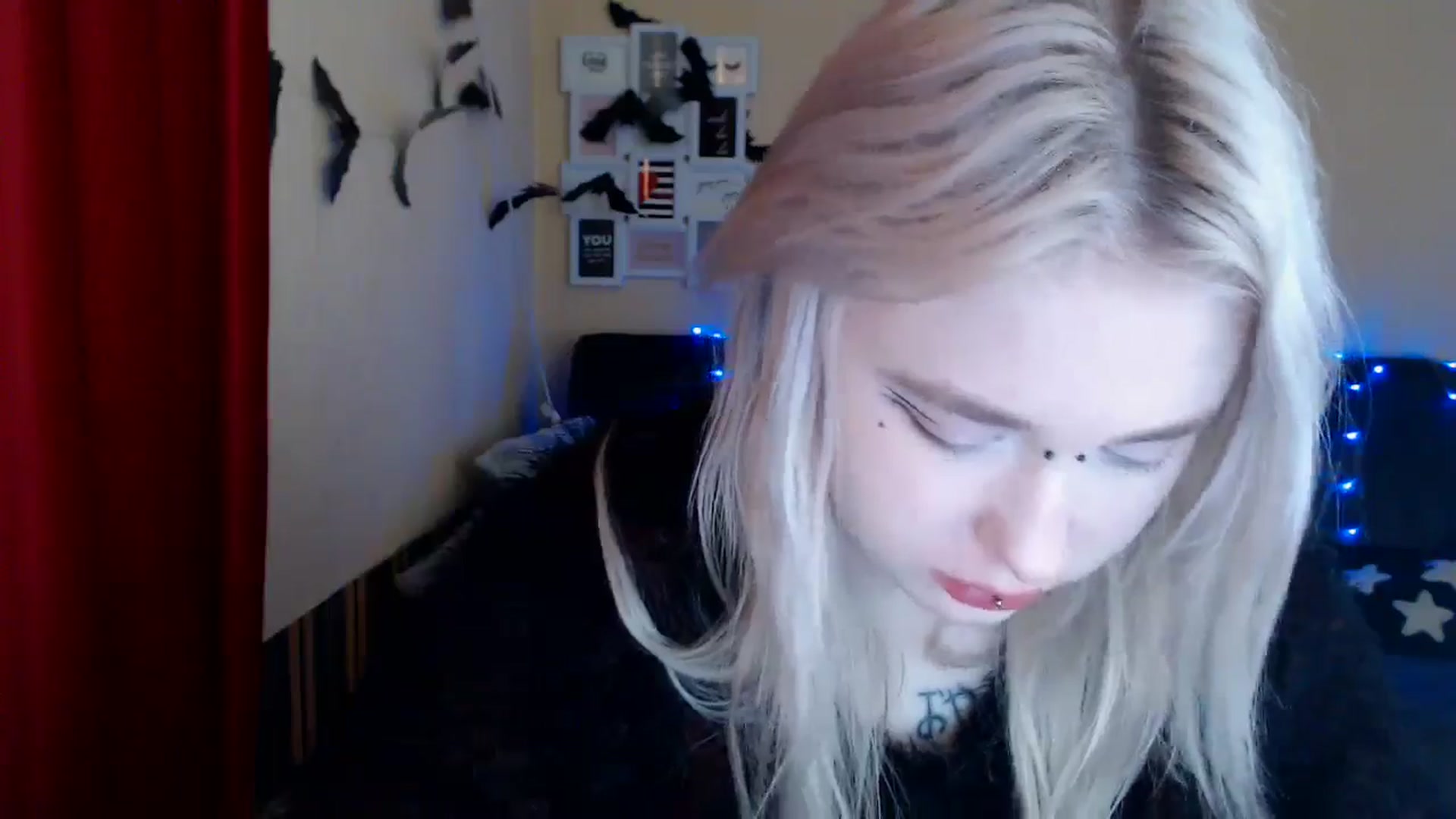 Gallery image thumbnail from Killinna's myfreecams stream on, 01/24/2025, 16:59 image 6 of 20