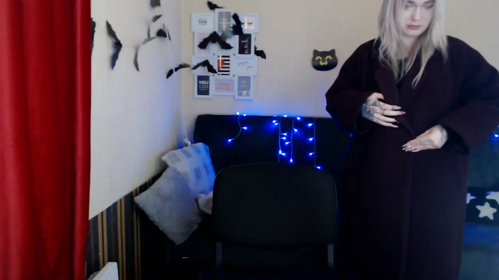 Gallery image thumbnail from Killinna's myfreecams stream on, 01/24/2025, 16:59 image 12 of 20