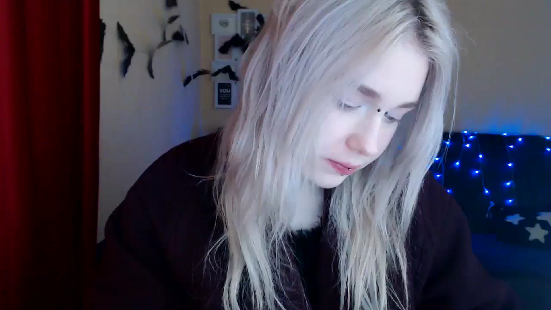 Gallery image thumbnail from Killinna's myfreecams stream on, 01/24/2025, 16:59 image 17 of 20