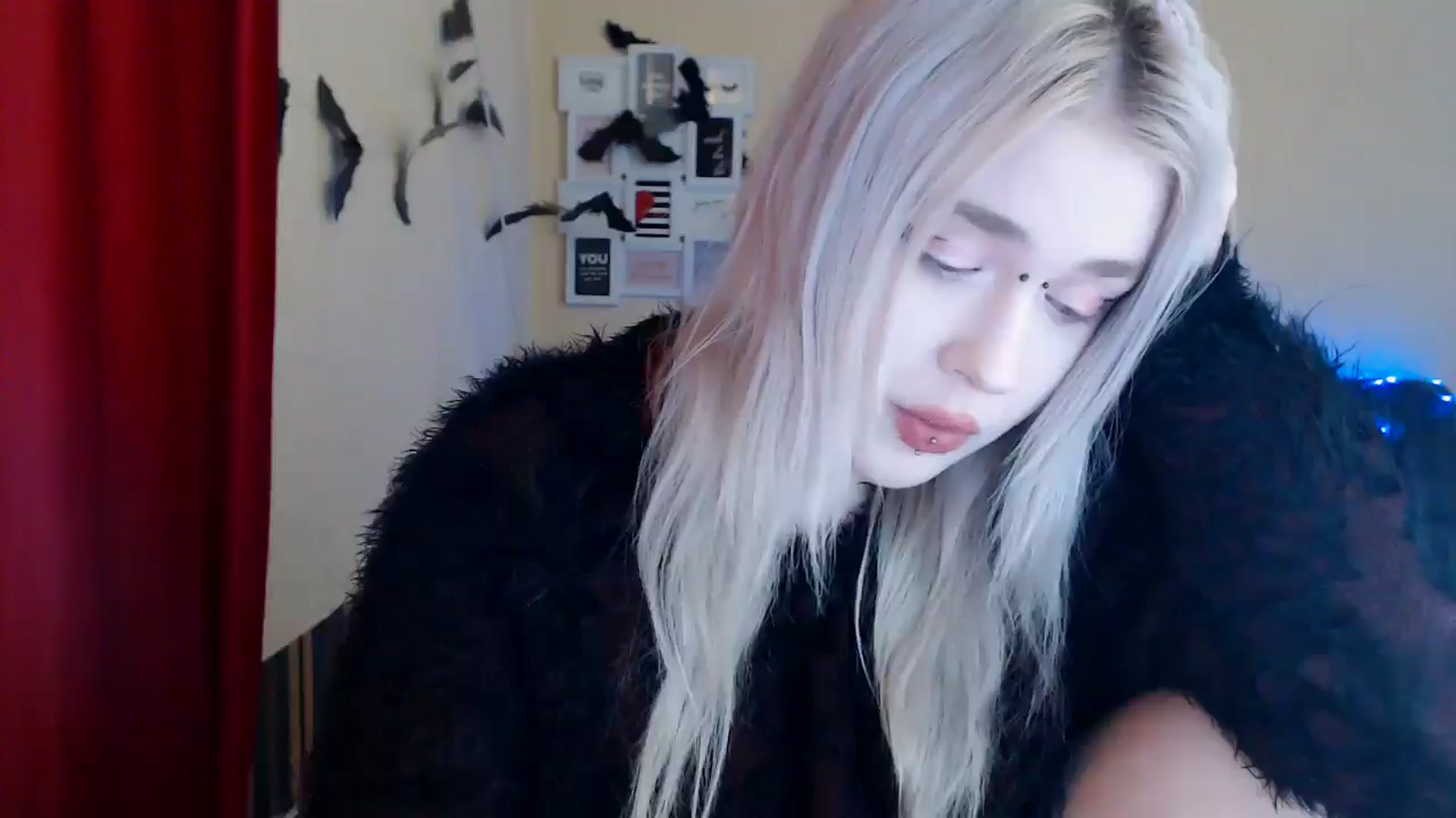 Gallery image thumbnail from Killinna's myfreecams stream on, 01/25/2025, 14:27 image 18 of 20
