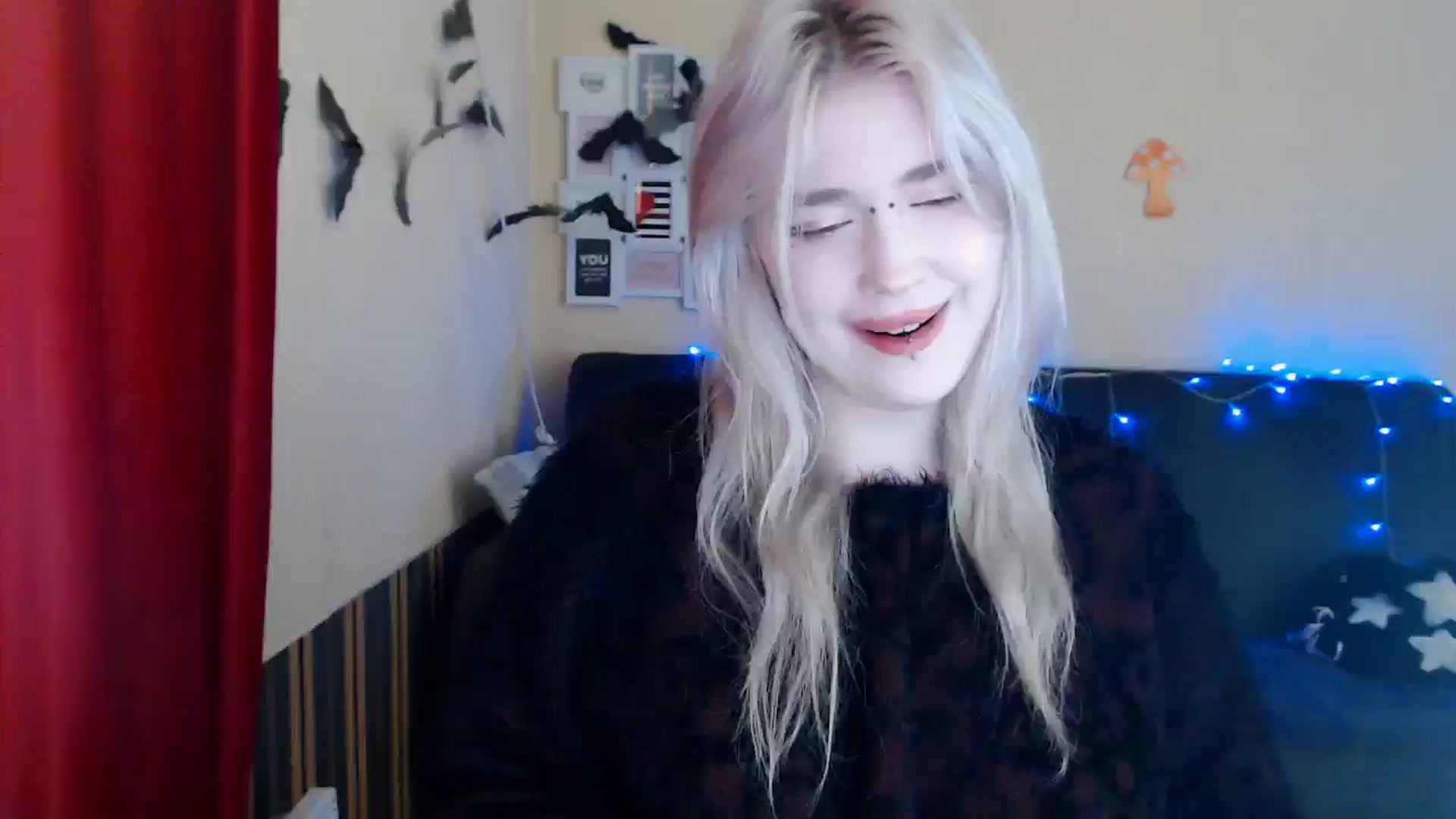 Gallery image thumbnail from Killinna's myfreecams stream on, 01/25/2025, 14:27 image 11 of 20