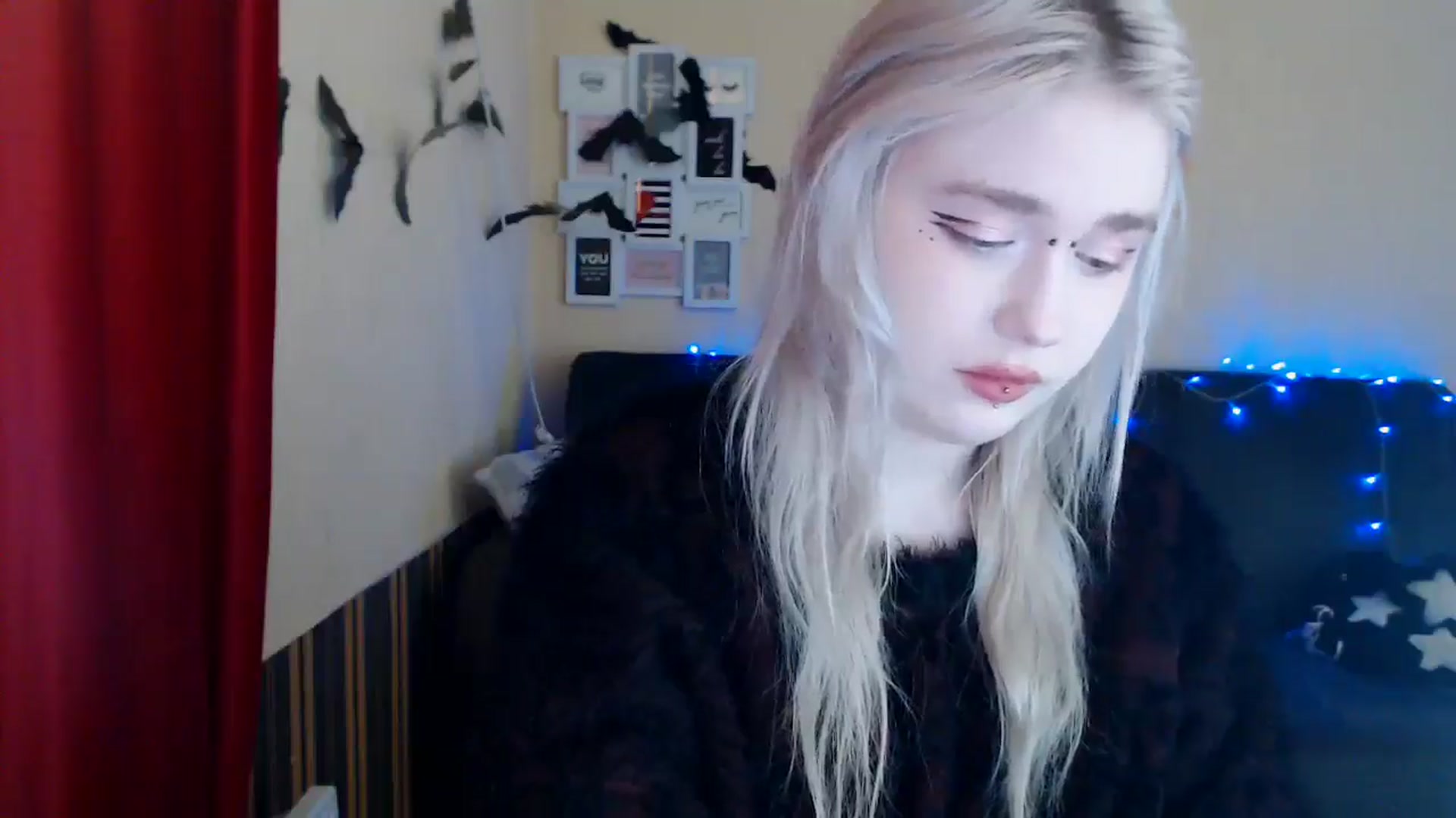 Gallery image thumbnail from Killinna's myfreecams stream on, 01/25/2025, 14:27 image 12 of 20
