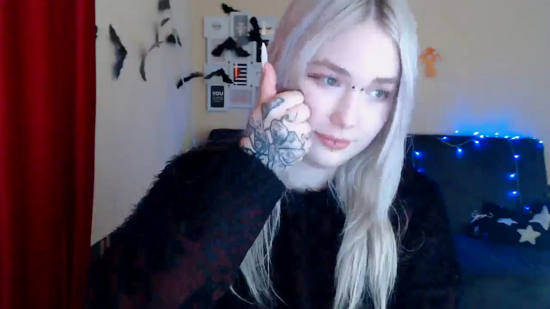 Gallery image thumbnail from Killinna's myfreecams stream on, 01/30/2025, 13:33 image 19 of 20