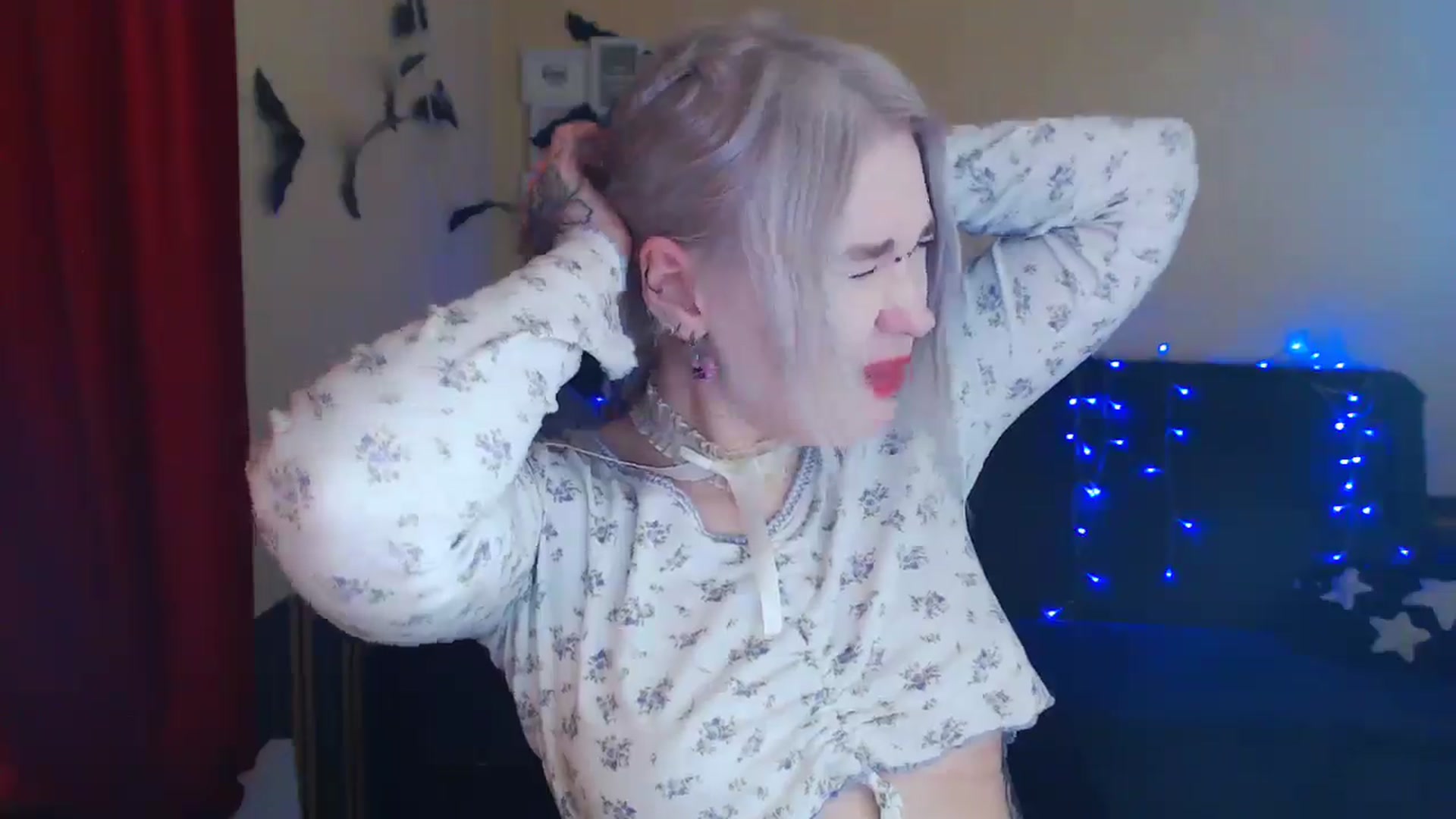 Gallery image thumbnail from Killinna's myfreecams stream on, 02/04/2025, 17:52 image 10 of 20