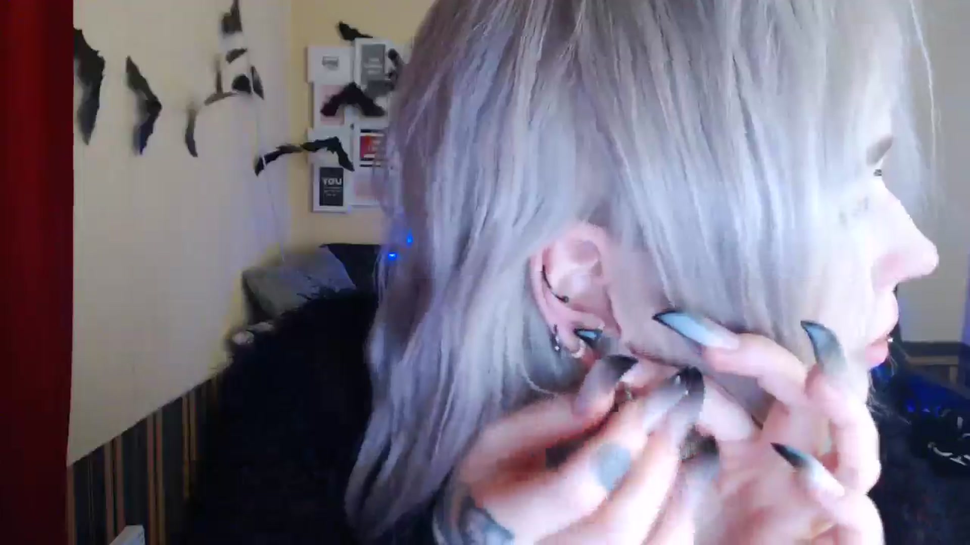 Gallery image thumbnail from Killinna's myfreecams stream on, 02/07/2025, 17:05 image 6 of 20