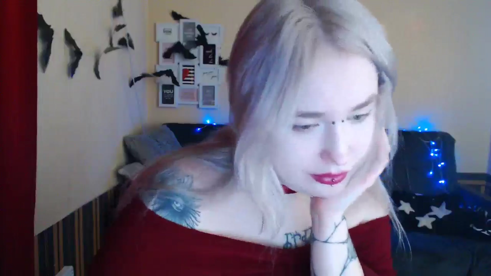Gallery image thumbnail from Killinna's myfreecams stream on, 02/07/2025, 17:05 image 14 of 20