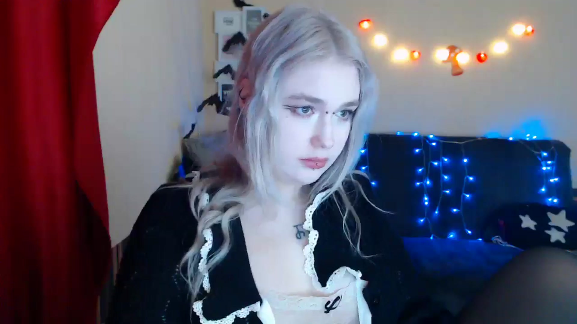 Gallery image thumbnail from Killinna's myfreecams stream on, 02/11/2025, 15:46 image 3 of 20