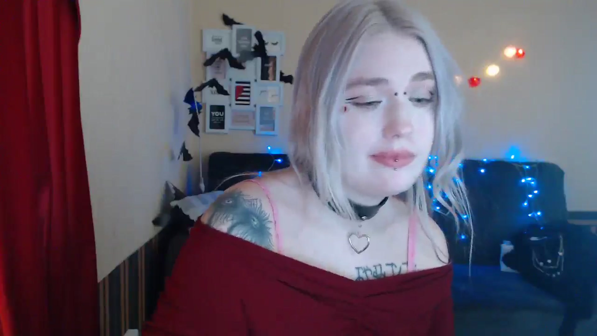 Gallery image thumbnail from Killinna's myfreecams stream on, 02/14/2025, 17:46 image 19 of 20