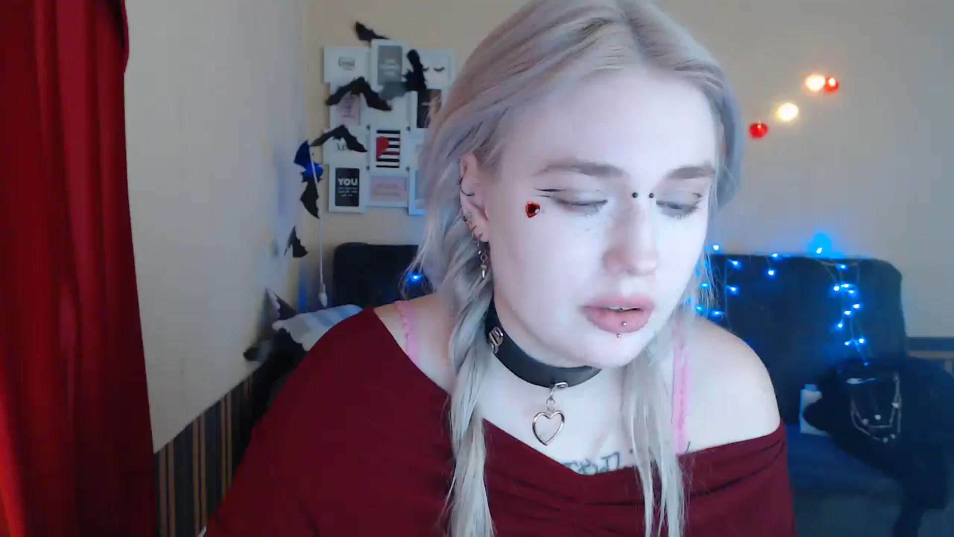 Gallery image thumbnail from Killinna's myfreecams stream on, 02/14/2025, 17:46 image 12 of 20