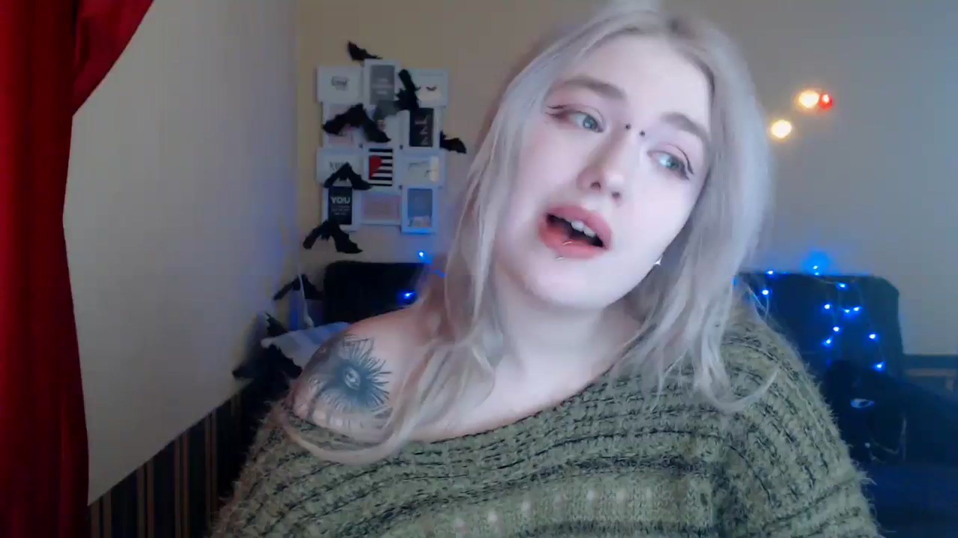 Gallery image thumbnail from Killinna's myfreecams stream on, 02/16/2025, 15:49 image 1 of 20