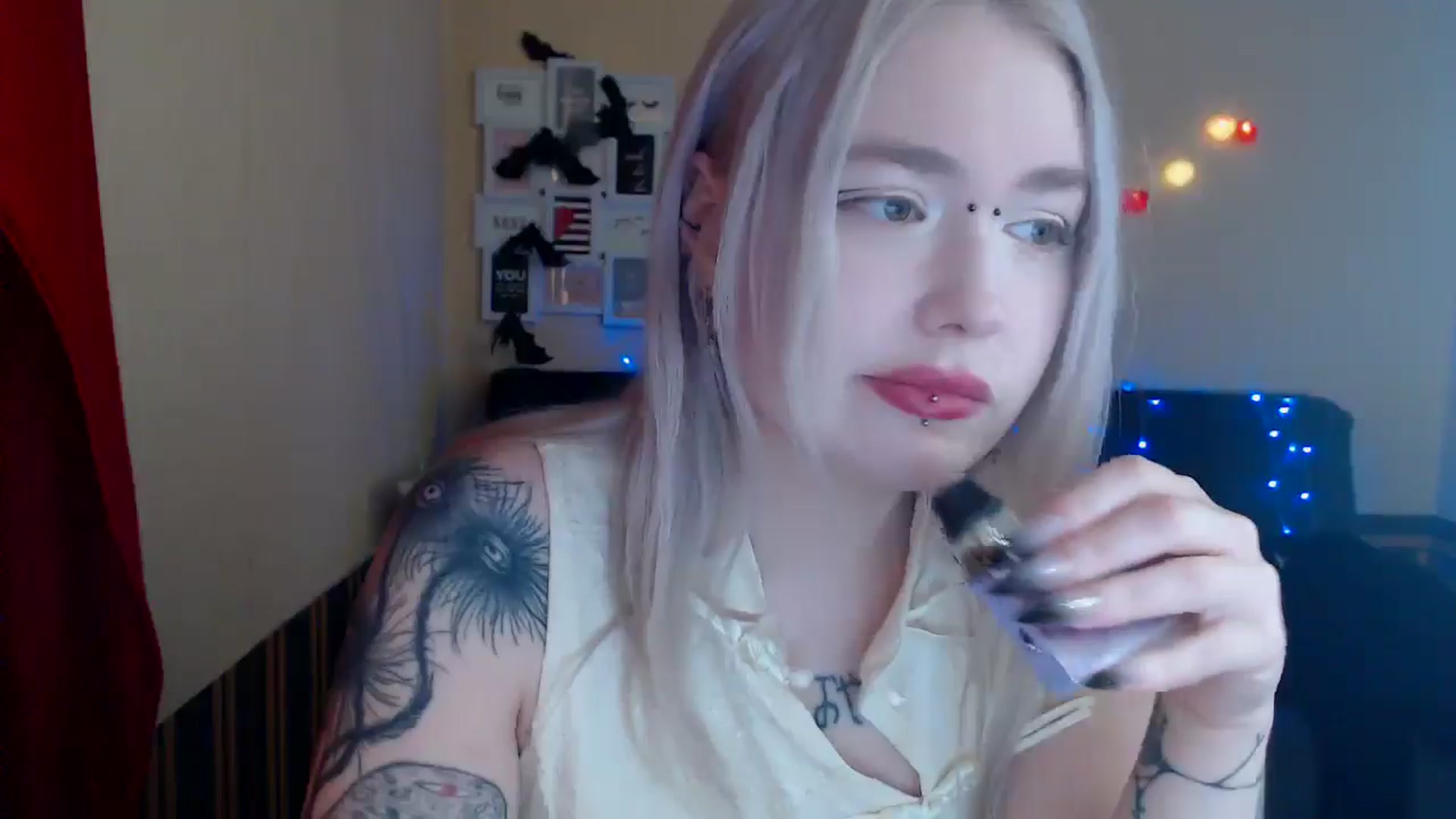 Gallery image thumbnail from Killinna's myfreecams stream on, 02/21/2025, 14:37 image 13 of 20