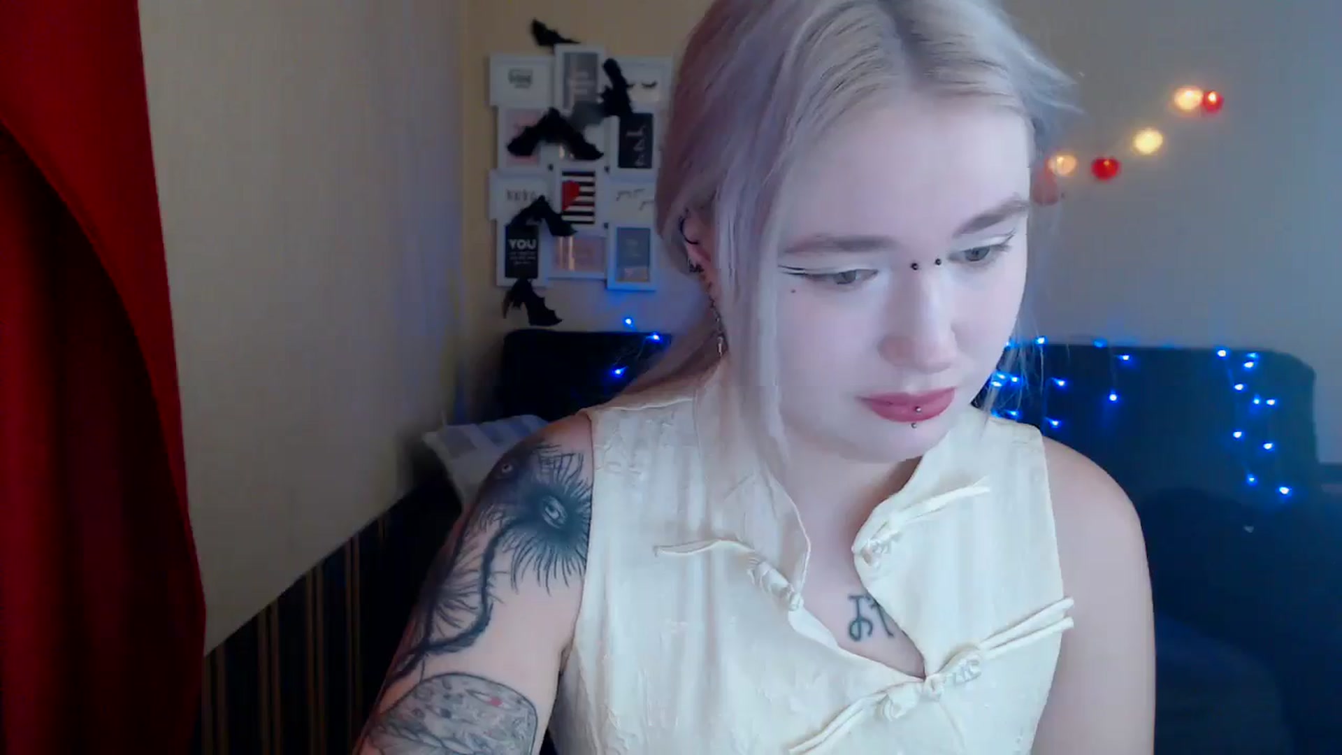 Gallery image thumbnail from Killinna's myfreecams stream on, 02/21/2025, 15:50 image 6 of 20
