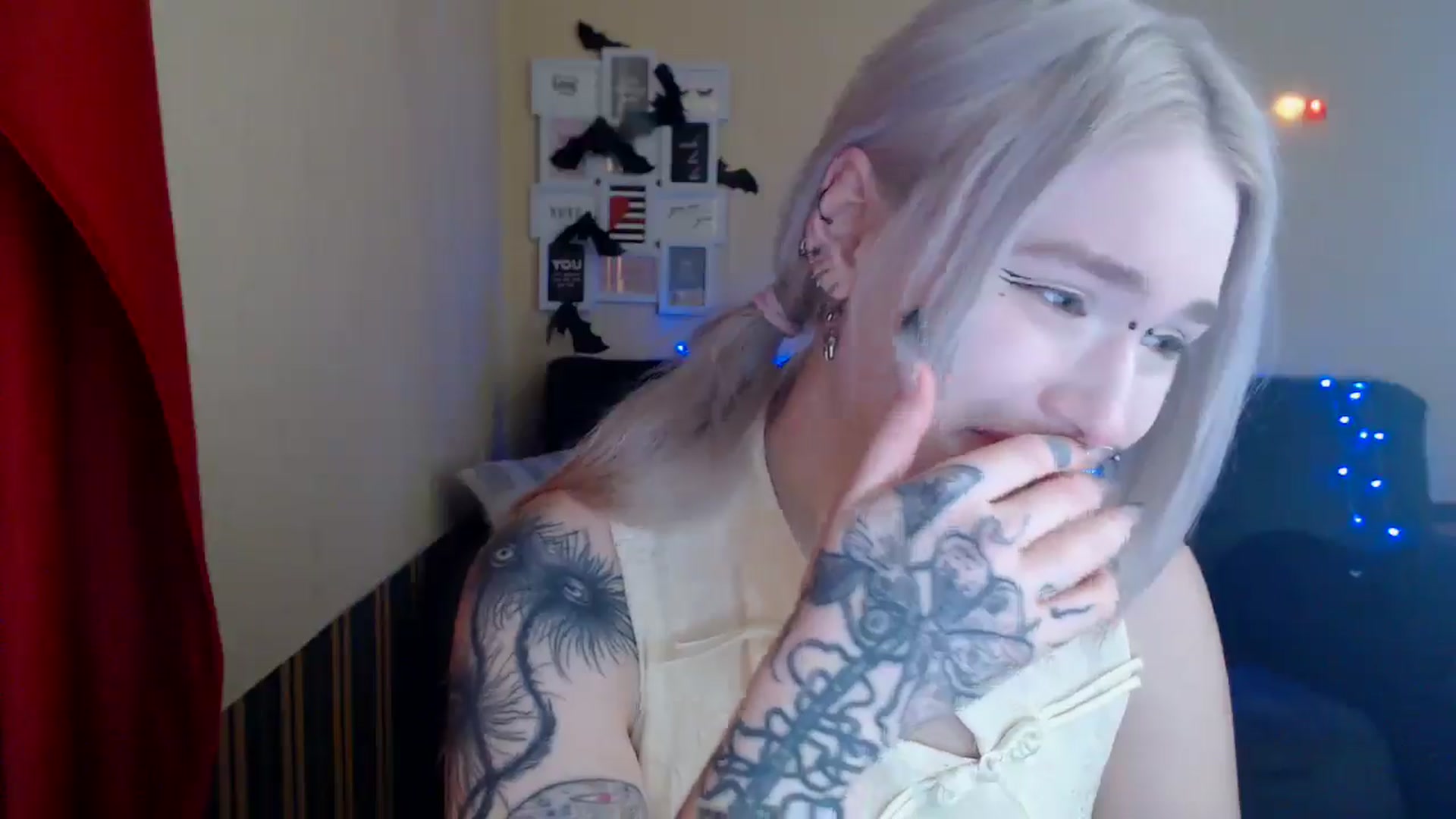 Gallery image thumbnail from Killinna's myfreecams stream on, 02/21/2025, 15:50 image 5 of 20