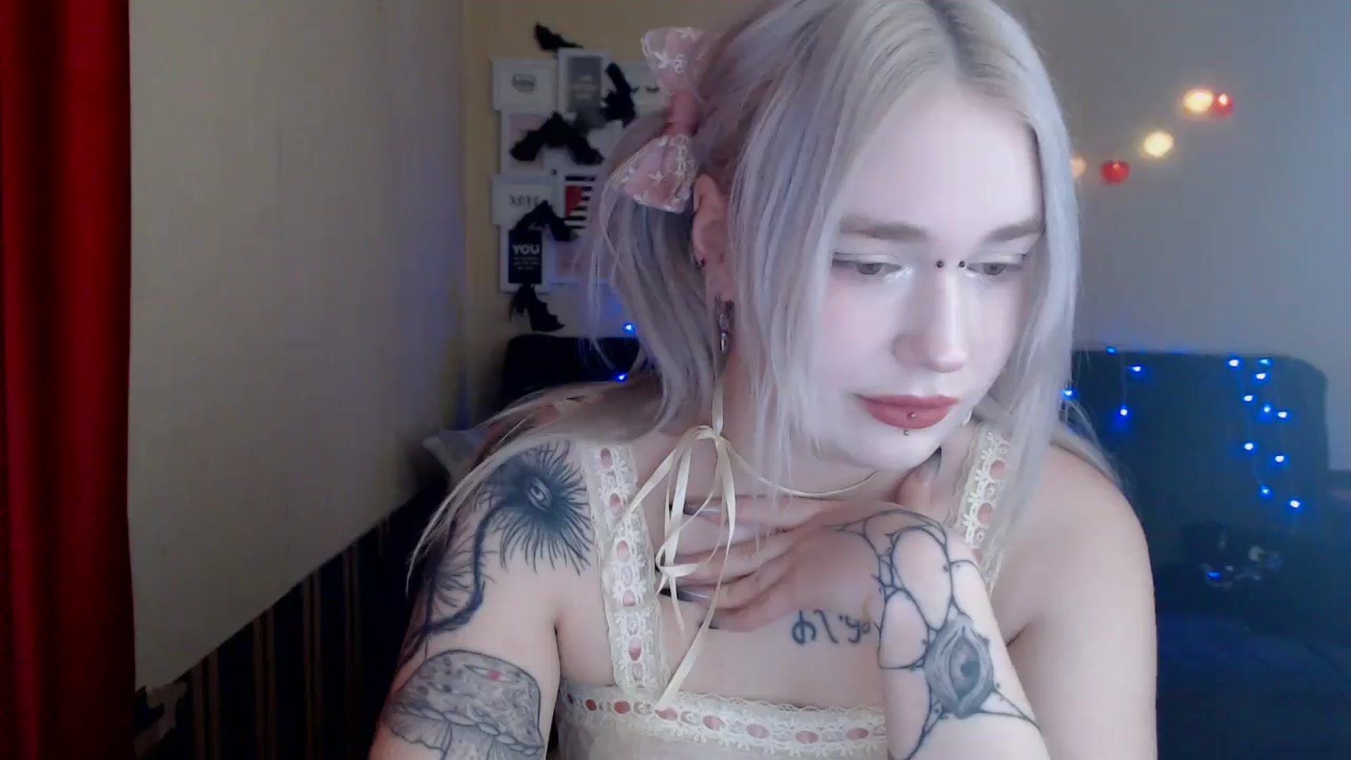 Gallery image thumbnail from Killinna's myfreecams stream on, 02/22/2025, 14:40 image 10 of 20