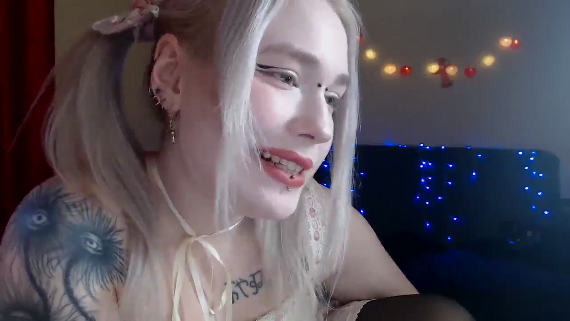 Gallery image thumbnail from Killinna's myfreecams stream on, 02/22/2025, 14:40 image 14 of 20