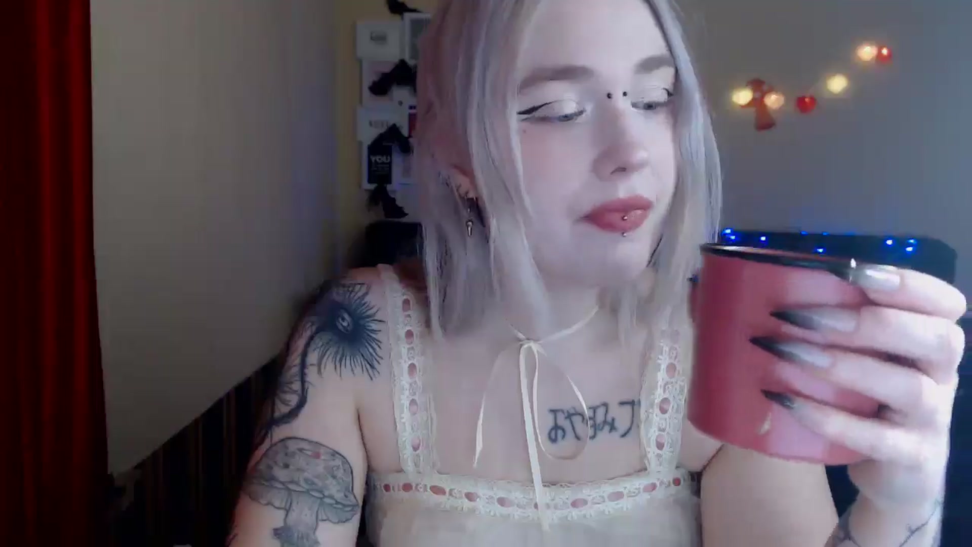 Gallery image thumbnail from Killinna's myfreecams stream on, 02/22/2025, 16:31 image 10 of 20