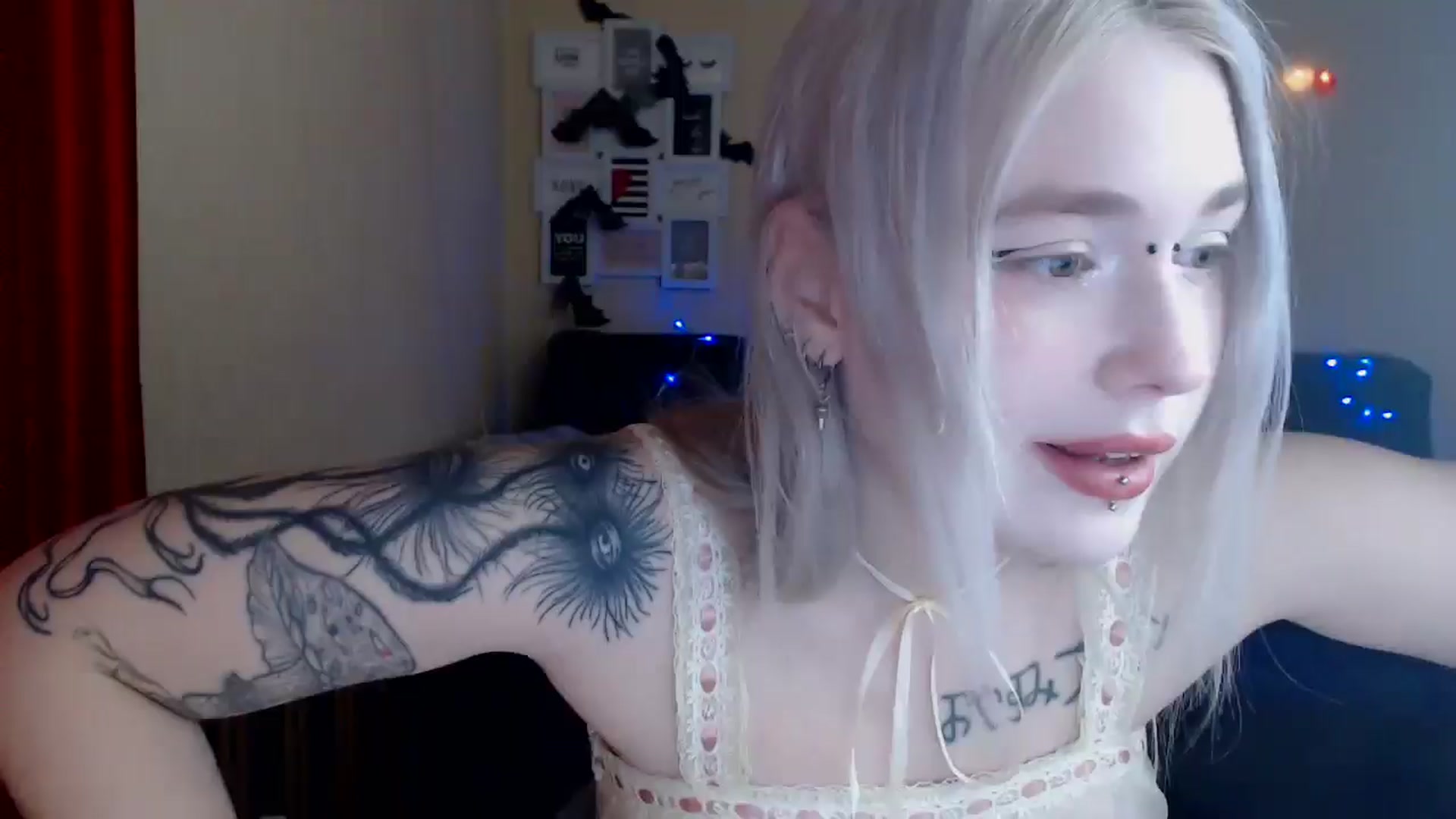 Gallery image thumbnail from Killinna's myfreecams stream on, 02/22/2025, 16:31 image 13 of 20