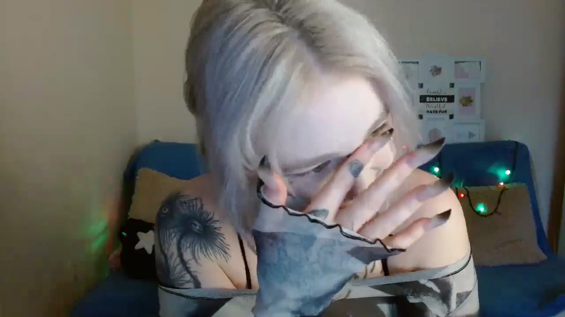 Gallery image thumbnail from Killinna's myfreecams stream on, 02/25/2025, 13:36 image 14 of 20