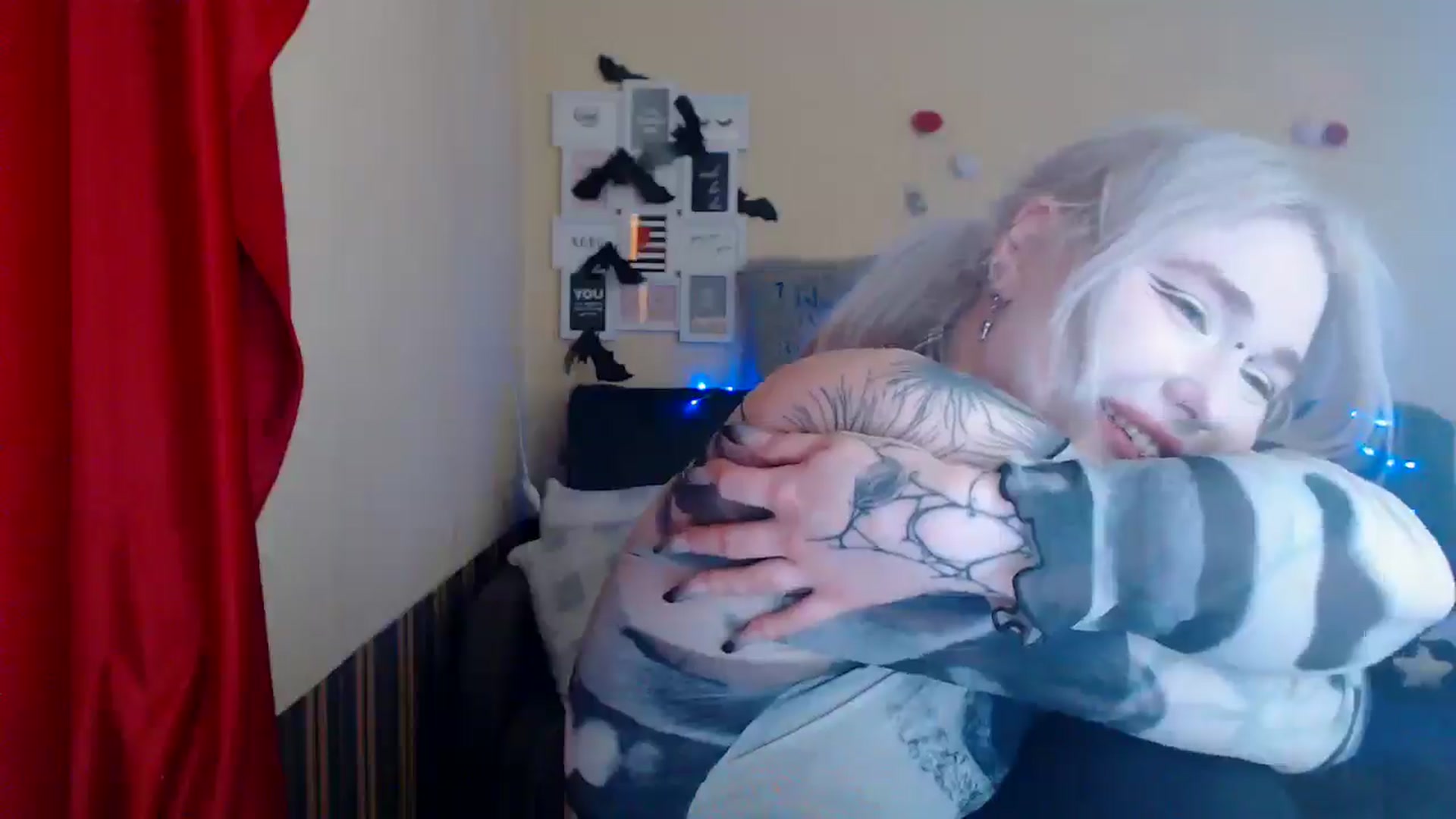 Gallery image thumbnail from Killinna's myfreecams stream on, 02/25/2025, 17:28 image 3 of 20