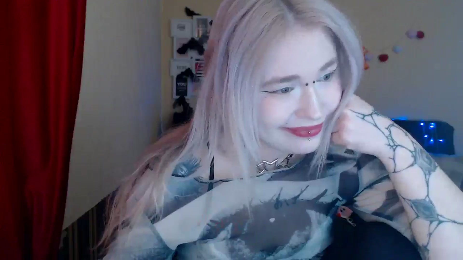 Gallery image thumbnail from Killinna's myfreecams stream on, 02/26/2025, 13:37 image 16 of 20