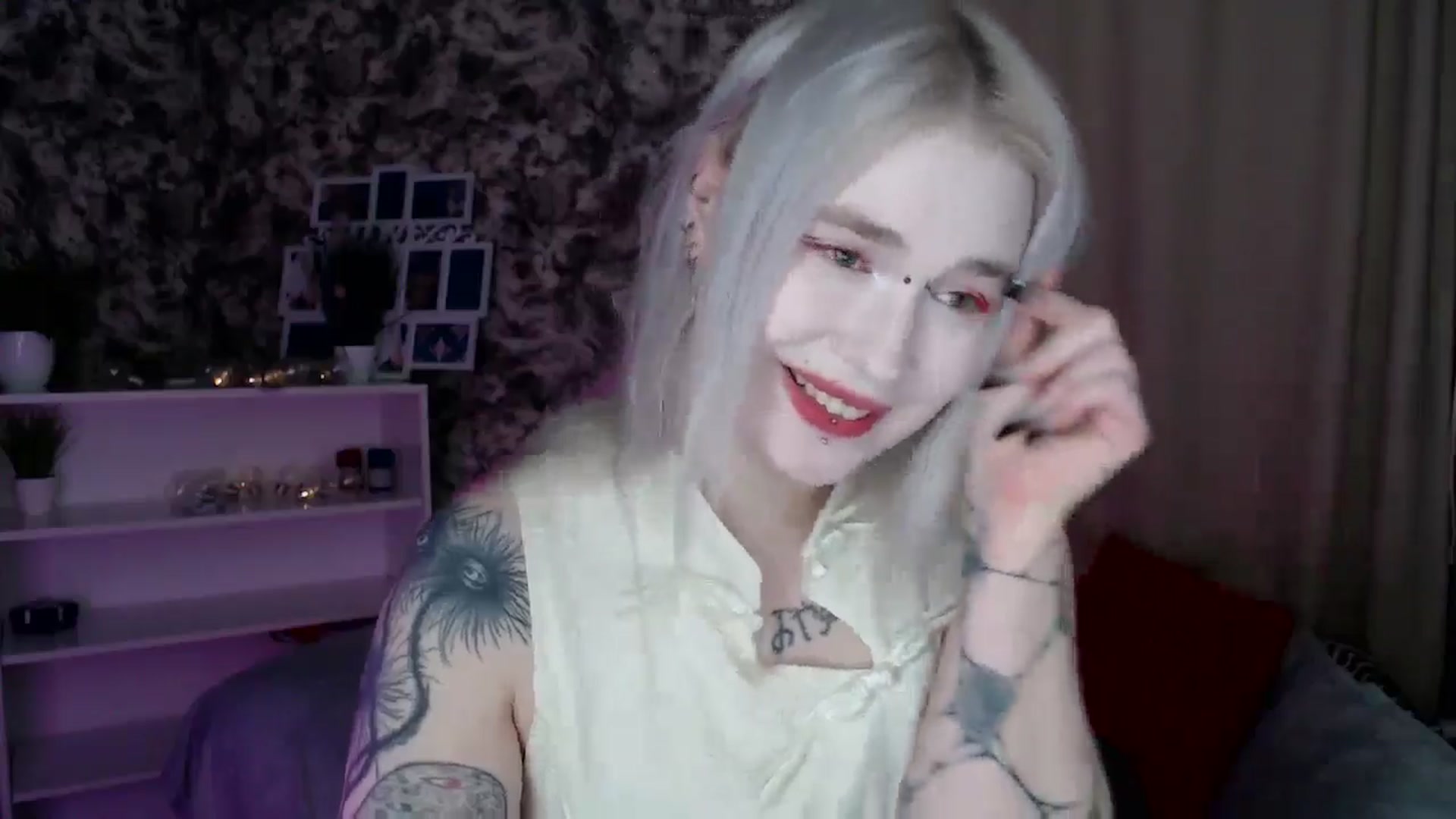 Gallery image thumbnail from Killinna's myfreecams stream on, 02/28/2025, 16:41 image 3 of 20