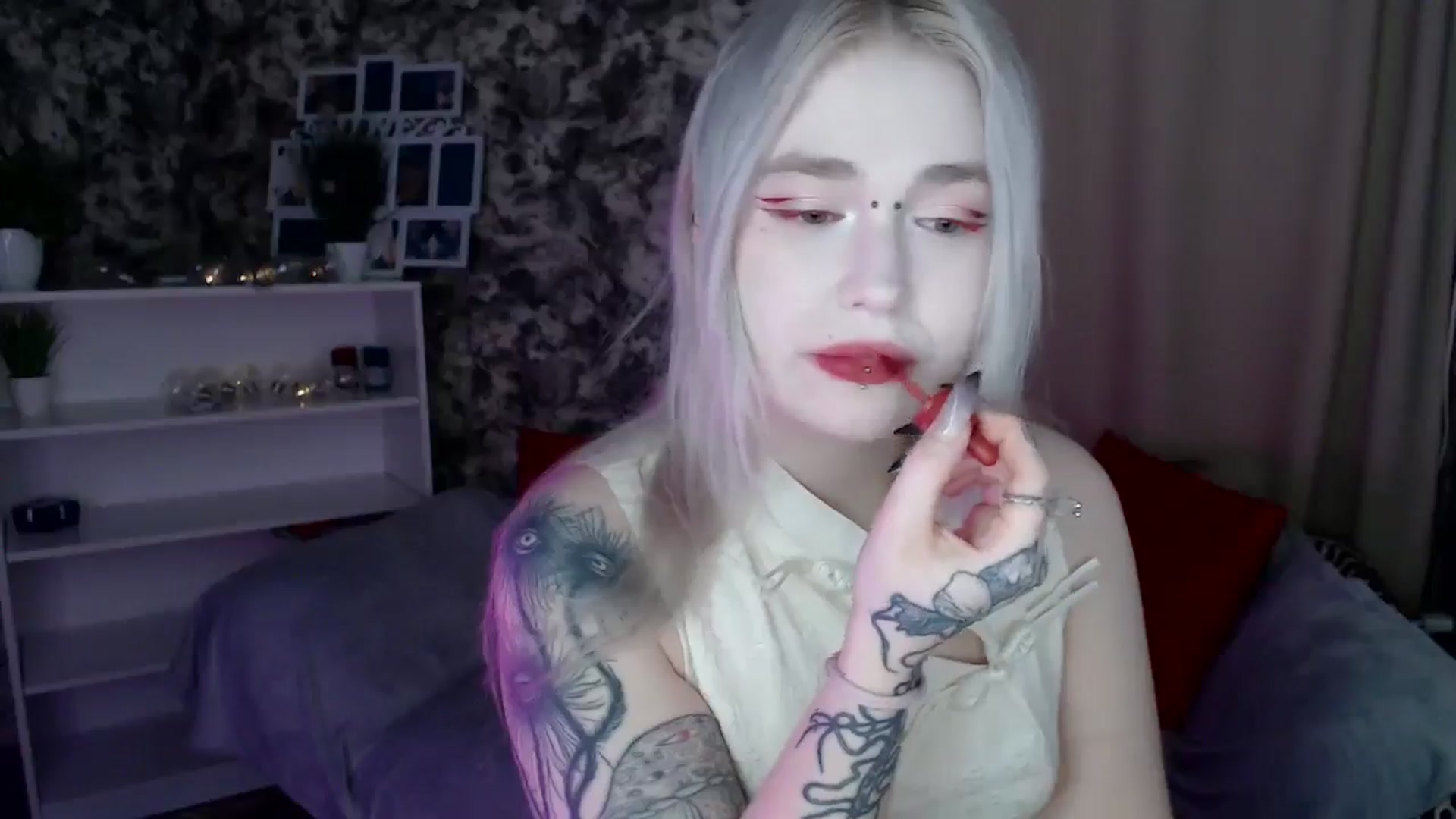 Gallery image thumbnail from Killinna's myfreecams stream on, 02/28/2025, 16:41 image 12 of 20