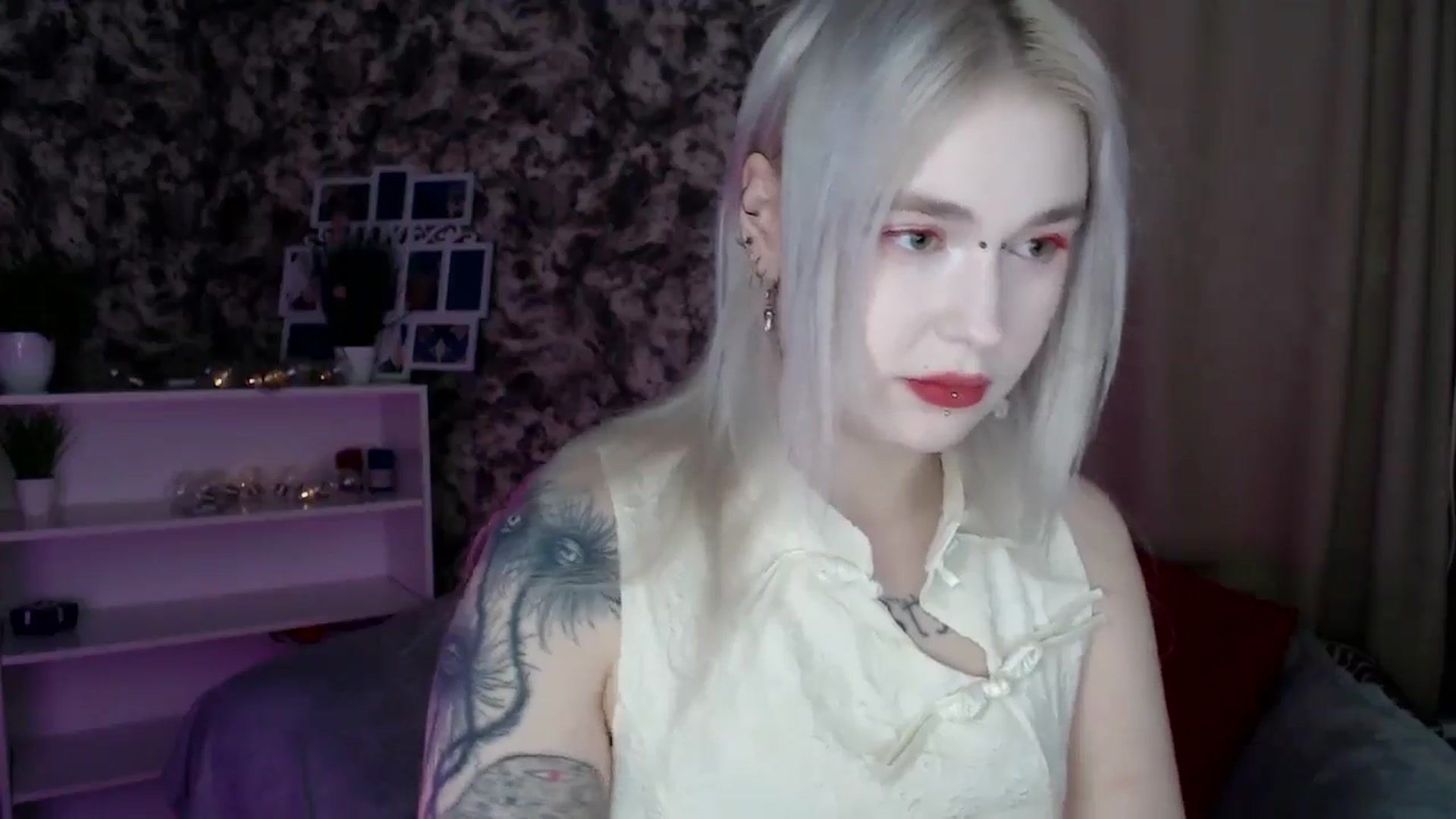 Gallery image thumbnail from Killinna's myfreecams stream on, 02/28/2025, 16:41 image 6 of 20