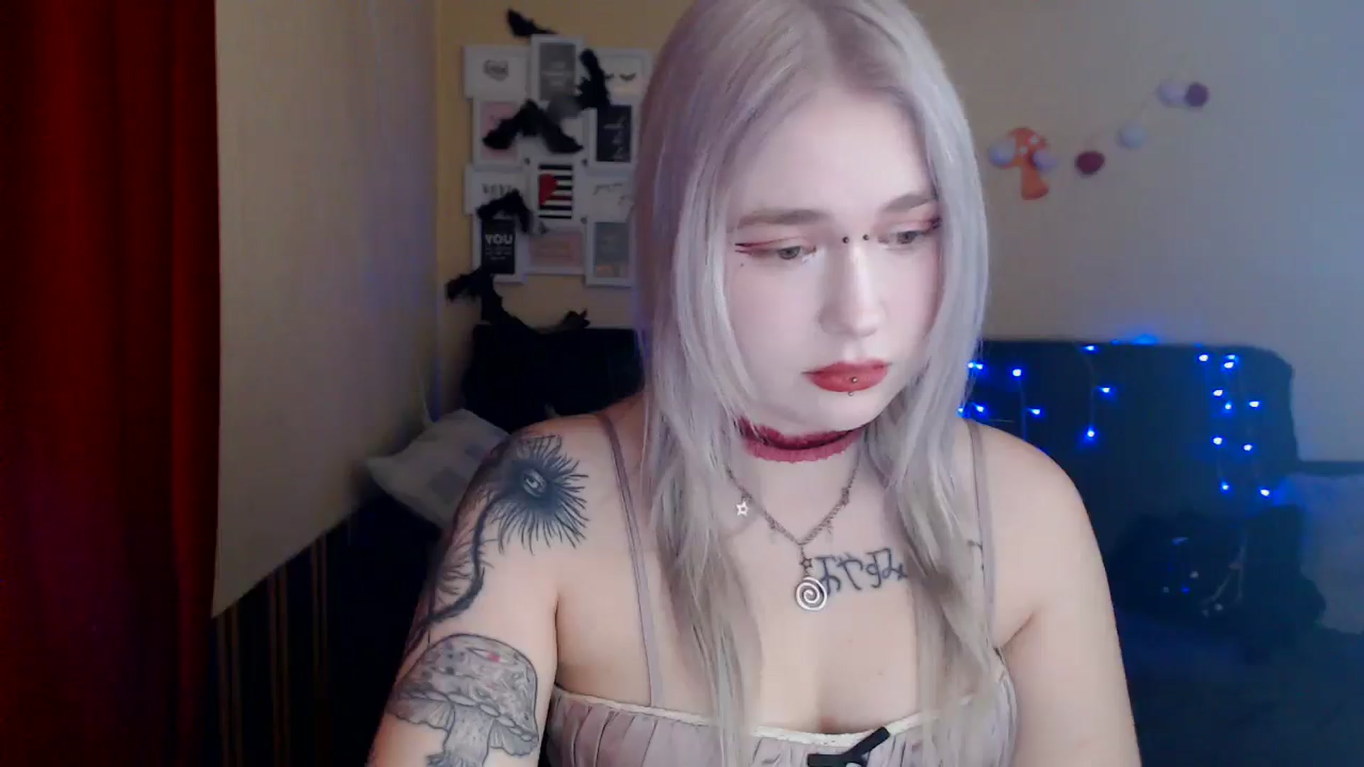 Gallery image thumbnail from Killinna's myfreecams stream on, 03/04/2025, 15:33 image 15 of 20