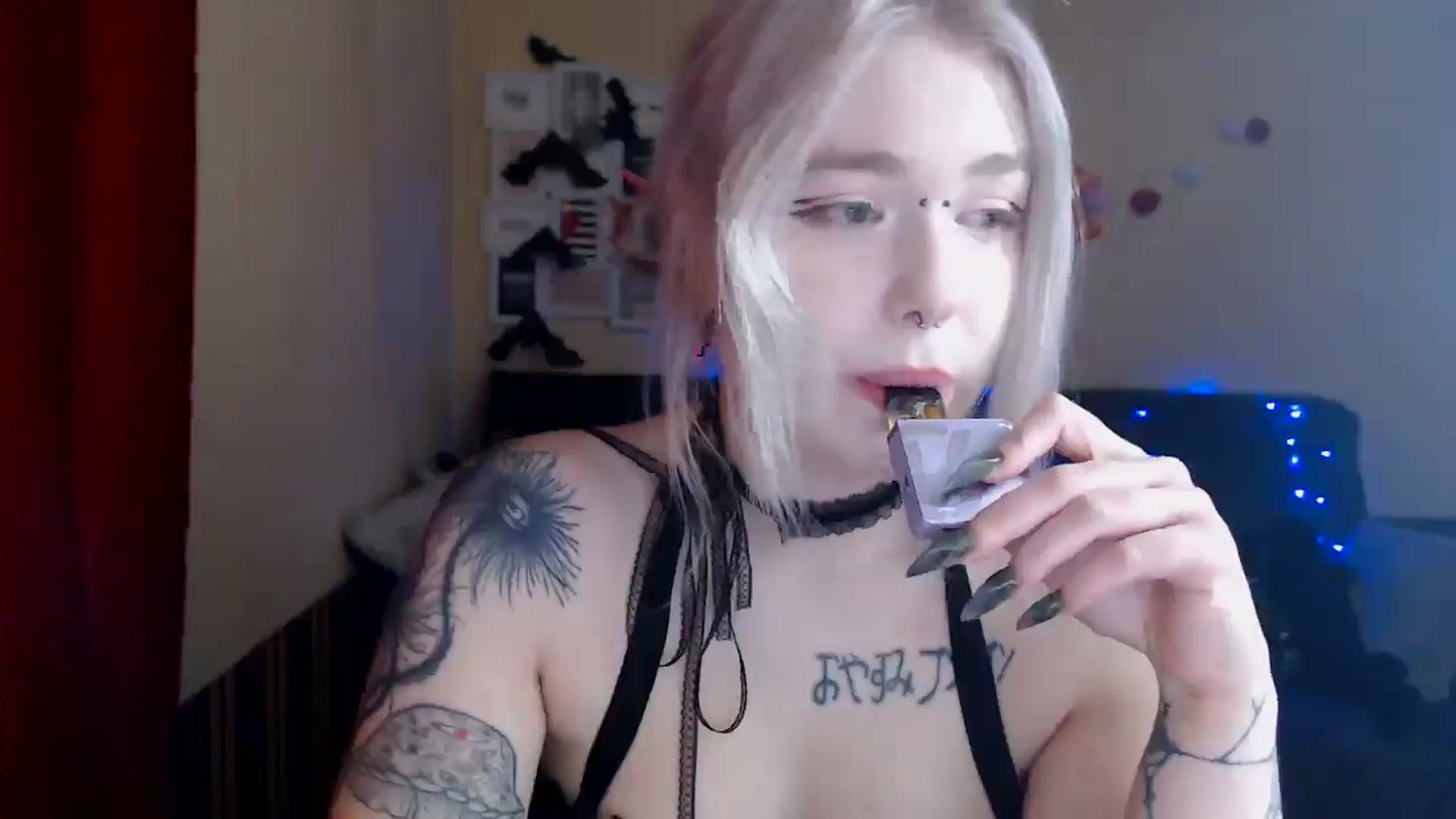 Gallery image thumbnail from Killinna's myfreecams stream on, 03/06/2025, 16:17 image 5 of 20