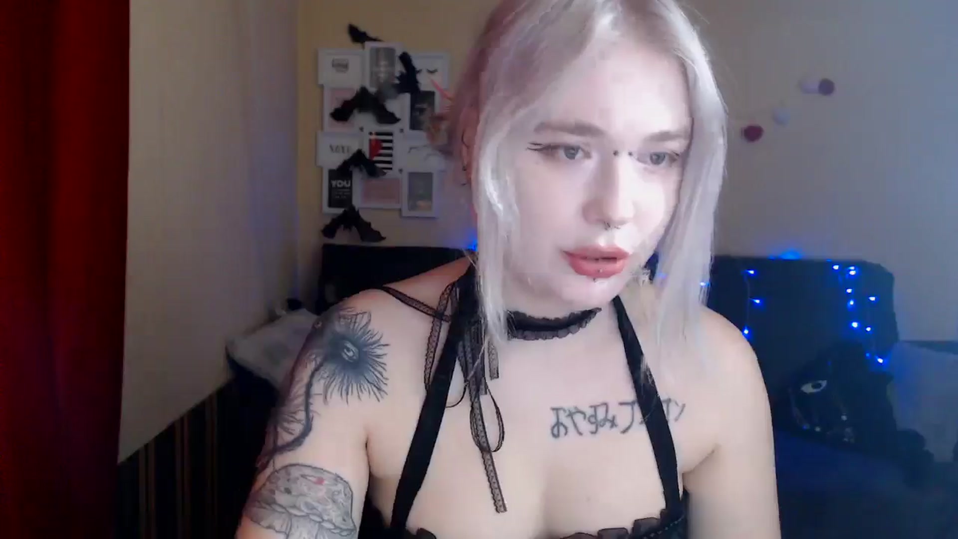 Gallery image thumbnail from Killinna's myfreecams stream on, 03/06/2025, 16:17 image 8 of 20