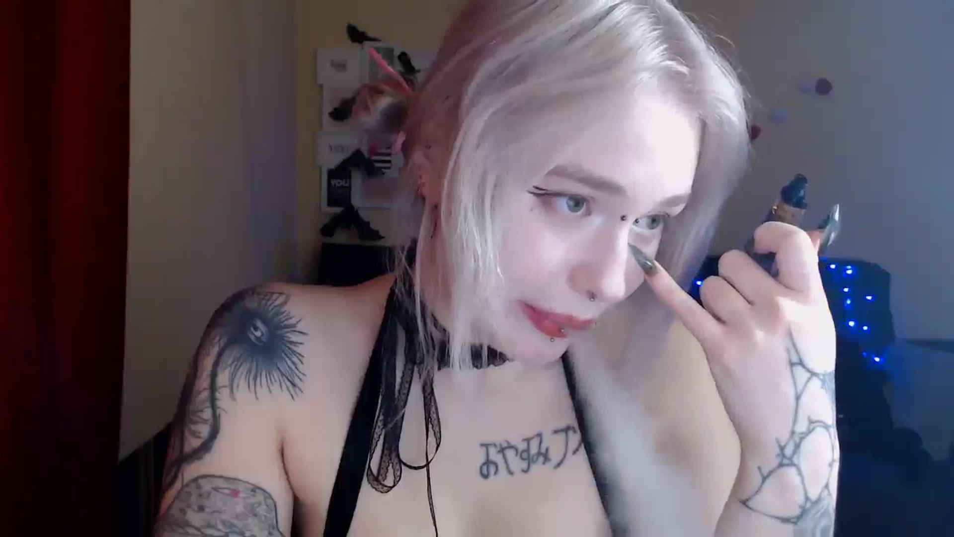 Gallery image thumbnail from Killinna's myfreecams stream on, 03/06/2025, 16:17 image 14 of 20