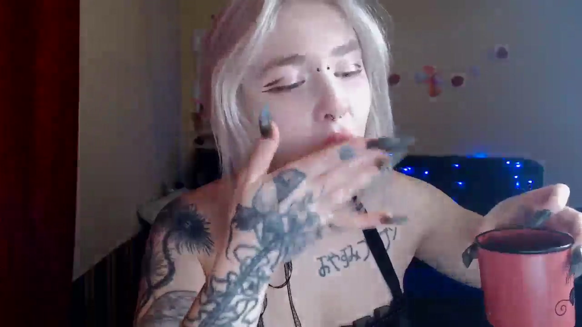 Gallery image thumbnail from Killinna's myfreecams stream on, 03/06/2025, 16:17 image 15 of 20