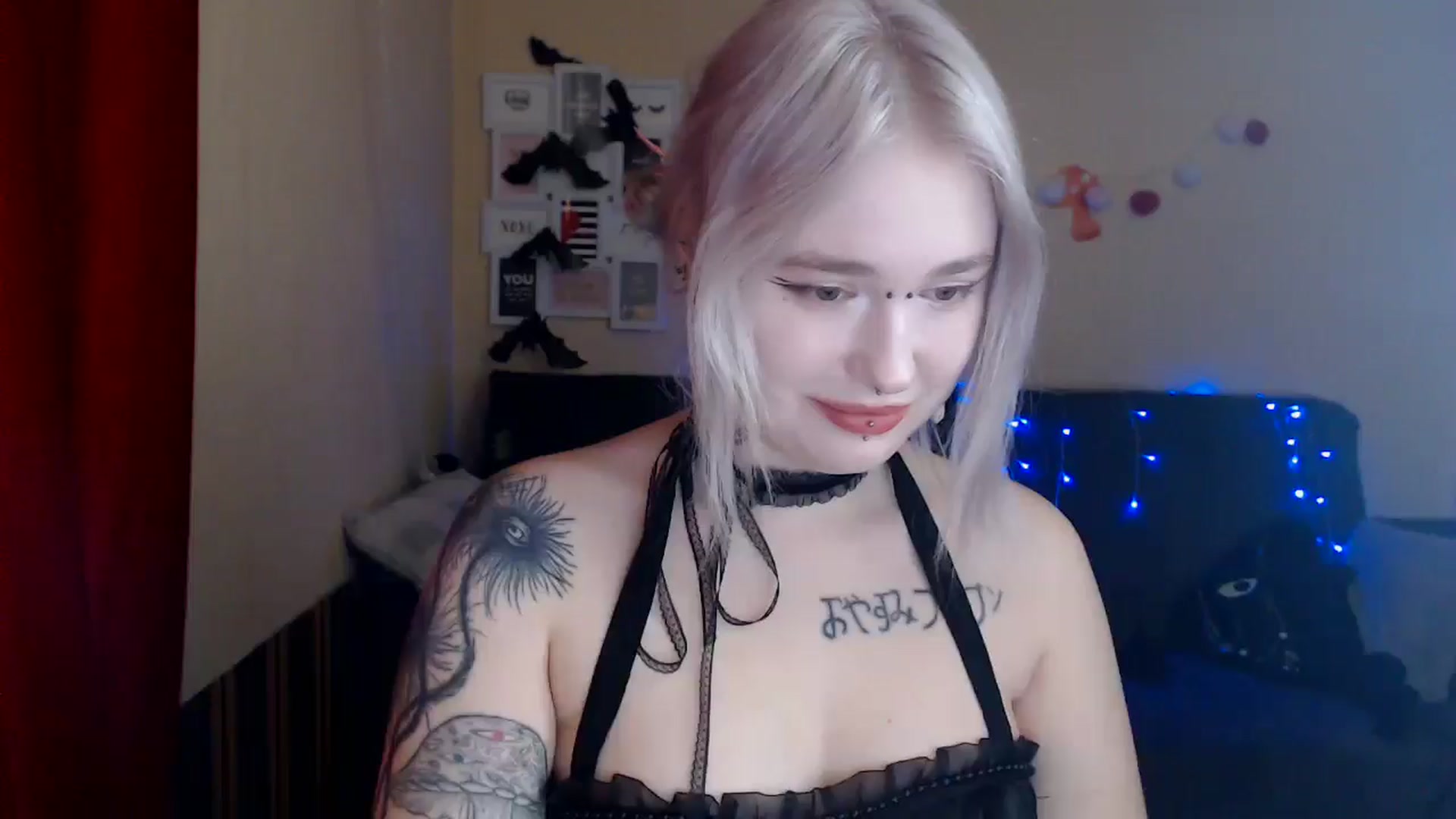 Gallery image thumbnail from Killinna's myfreecams stream on, 03/06/2025, 16:17 image 12 of 20