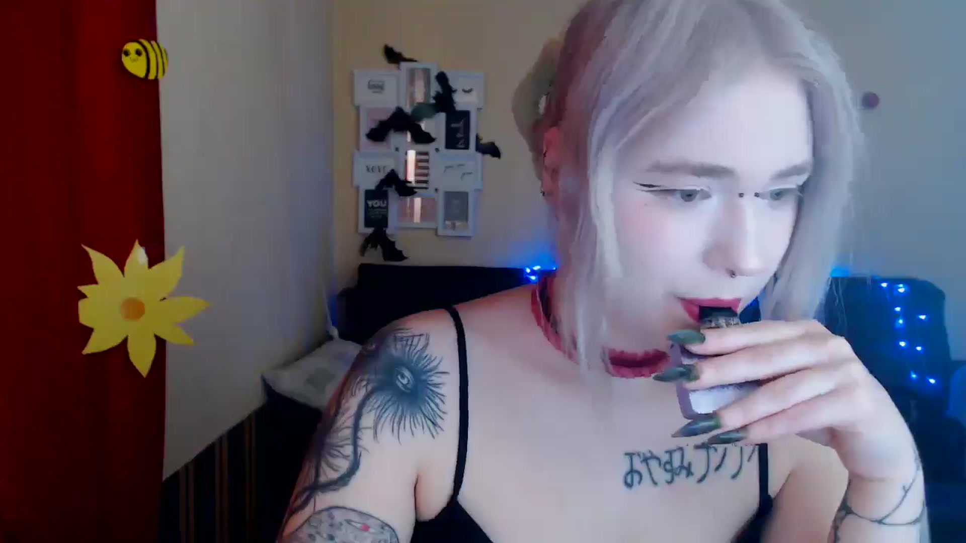 Gallery image thumbnail from Killinna's myfreecams stream on, 03/07/2025, 14:07 image 6 of 20