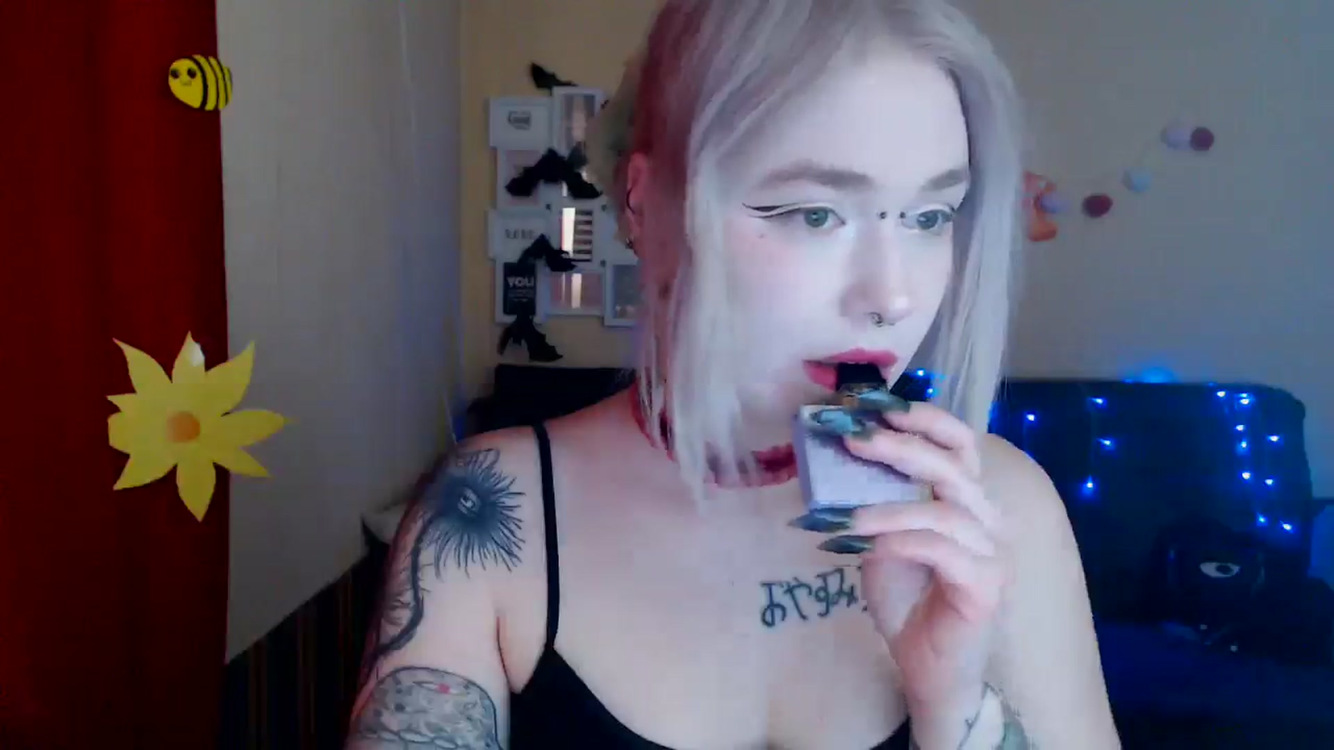 Gallery image thumbnail from Killinna's myfreecams stream on, 03/07/2025, 14:07 image 2 of 20