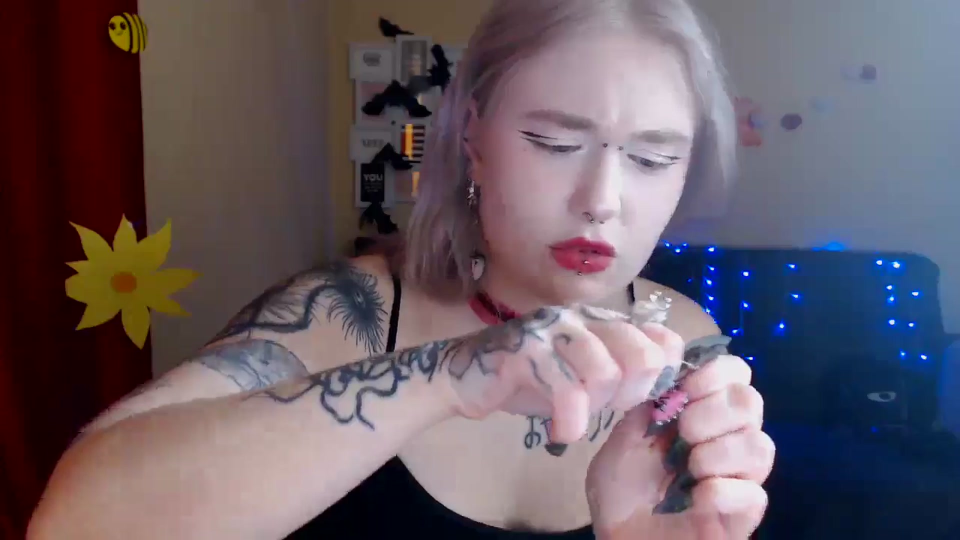 Gallery image thumbnail from Killinna's myfreecams stream on, 03/07/2025, 16:47 image 8 of 20