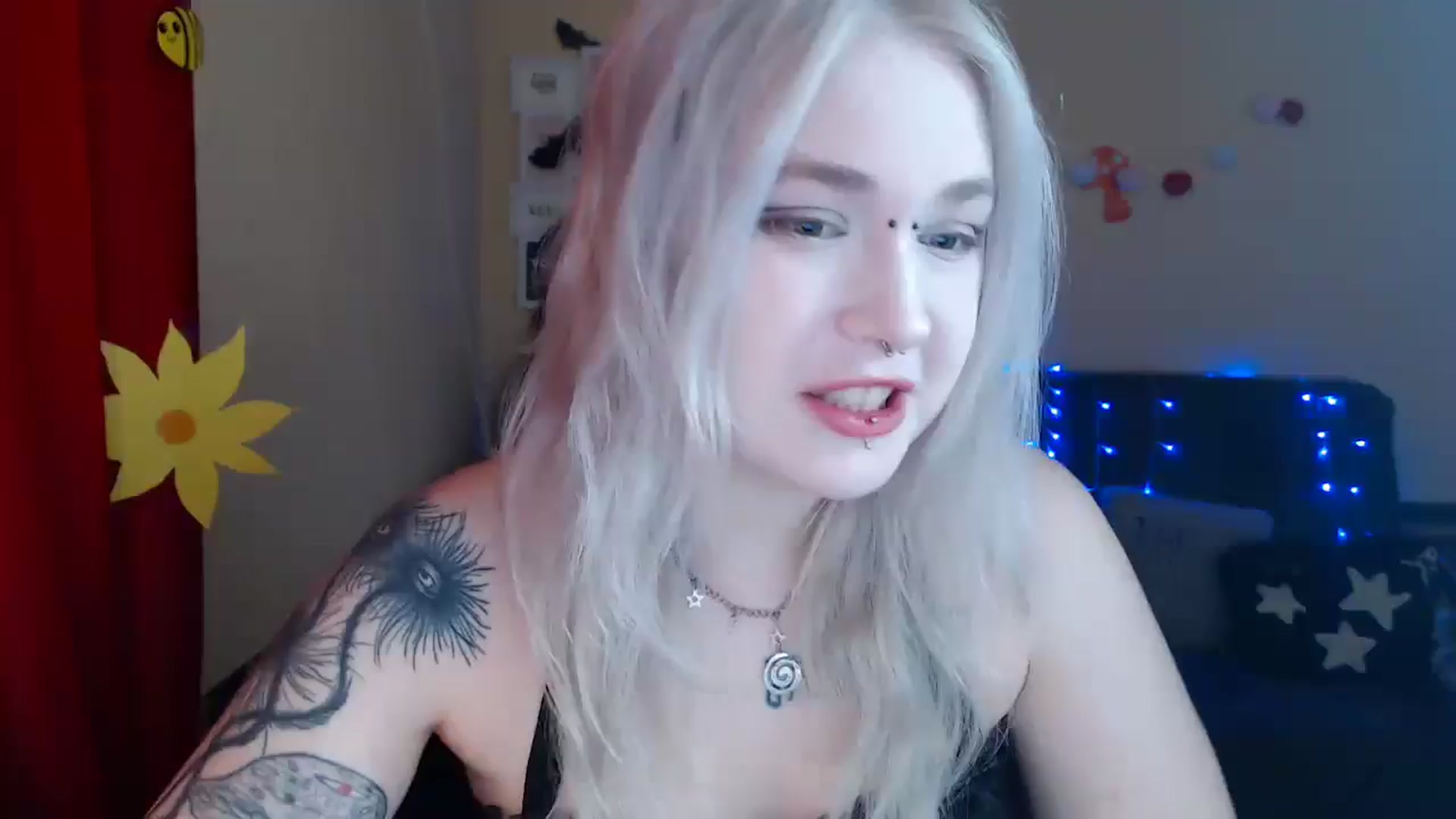 Gallery image thumbnail from Killinna's myfreecams stream on, 03/11/2025, 13:38 image 1 of 20