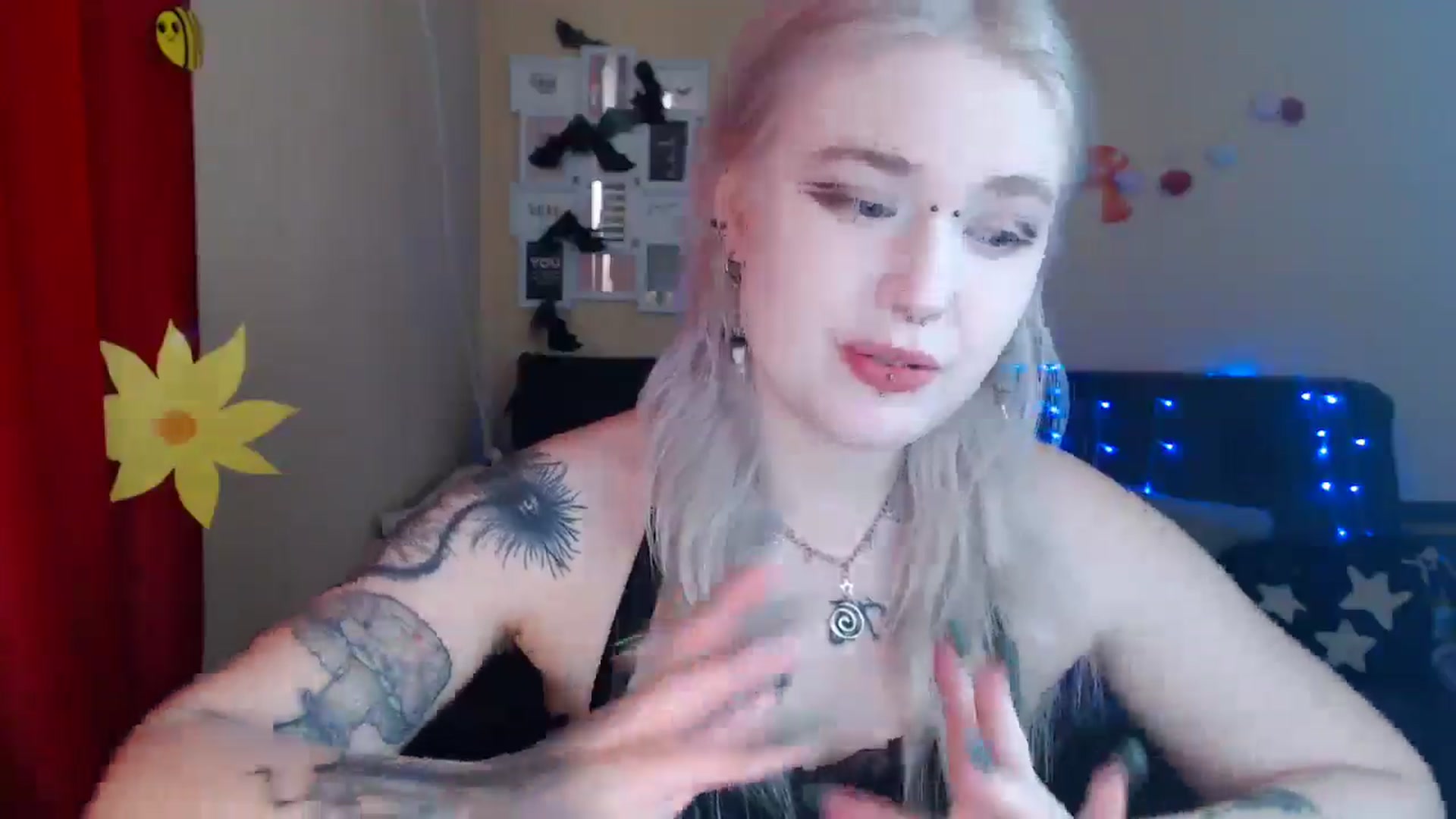 Gallery image thumbnail from Killinna's myfreecams stream on, 03/11/2025, 13:38 image 2 of 20
