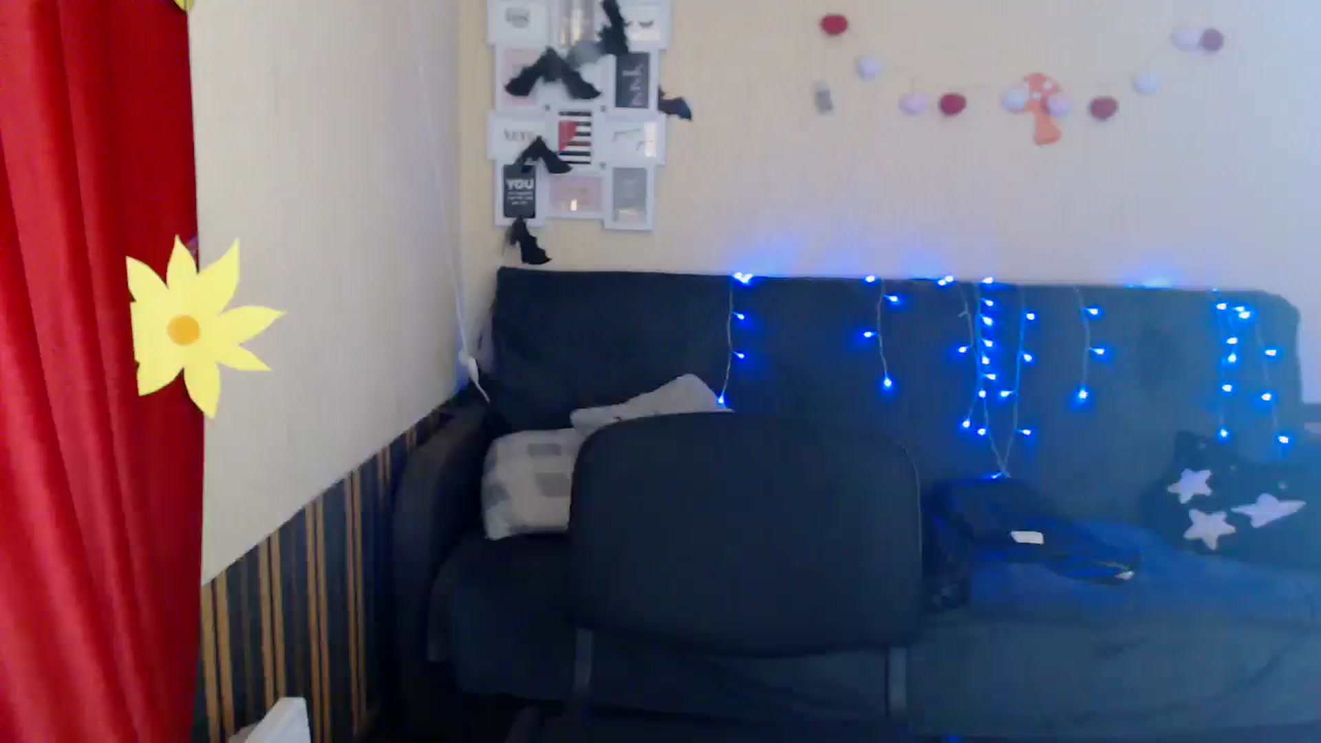Gallery image thumbnail from Killinna's myfreecams stream on, 03/13/2025, 13:27 image 18 of 20