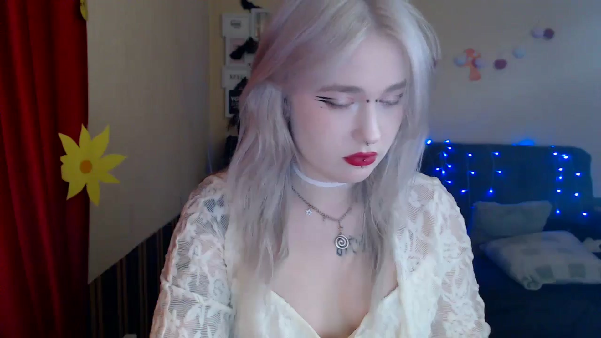 Gallery image thumbnail from Killinna's myfreecams stream on, 03/13/2025, 17:10 image 2 of 20