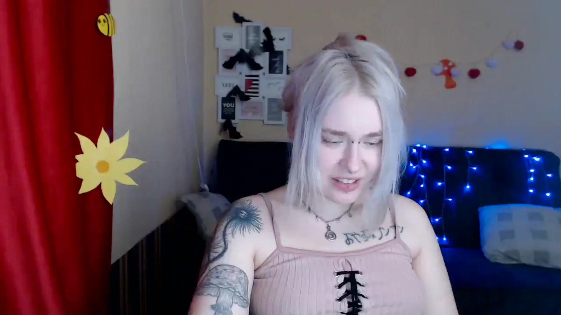 Gallery image thumbnail from Killinna's myfreecams stream on, 03/15/2025, 15:16 image 14 of 20
