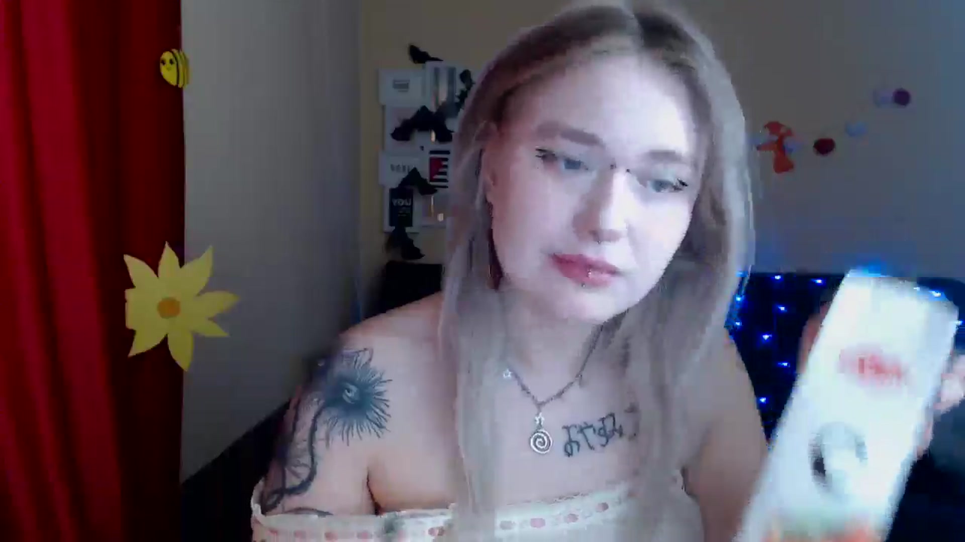 Gallery image thumbnail from Killinna's myfreecams stream on, 03/17/2025, 15:33 image 15 of 20