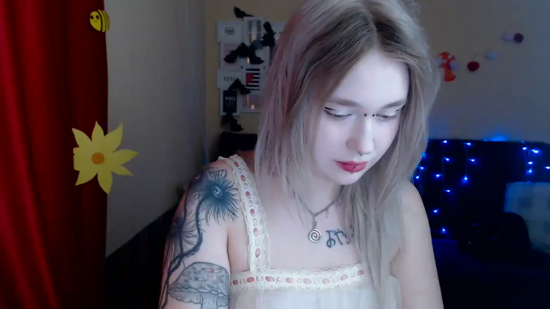 Gallery image thumbnail from Killinna's myfreecams stream on, 03/17/2025, 15:33 image 5 of 20