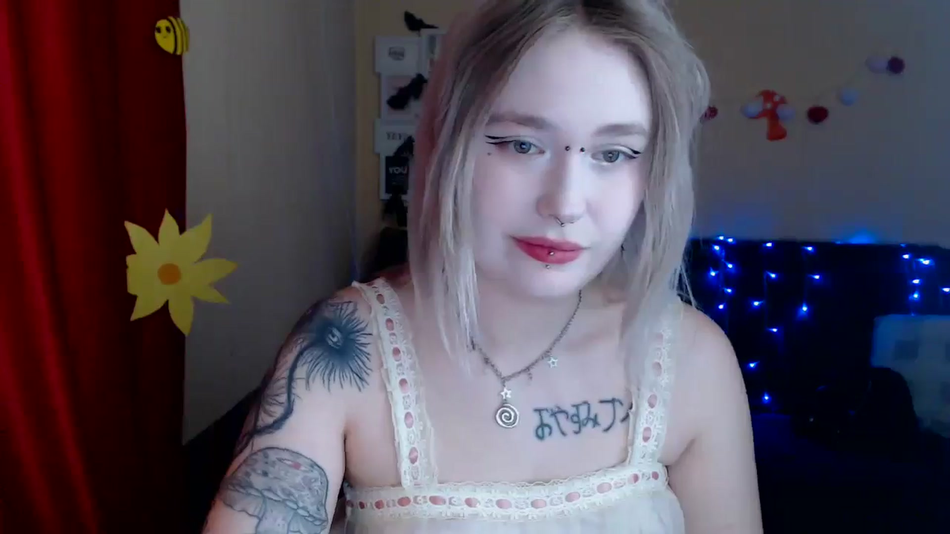 Gallery image thumbnail from Killinna's myfreecams stream on, 03/17/2025, 15:33 image 4 of 20