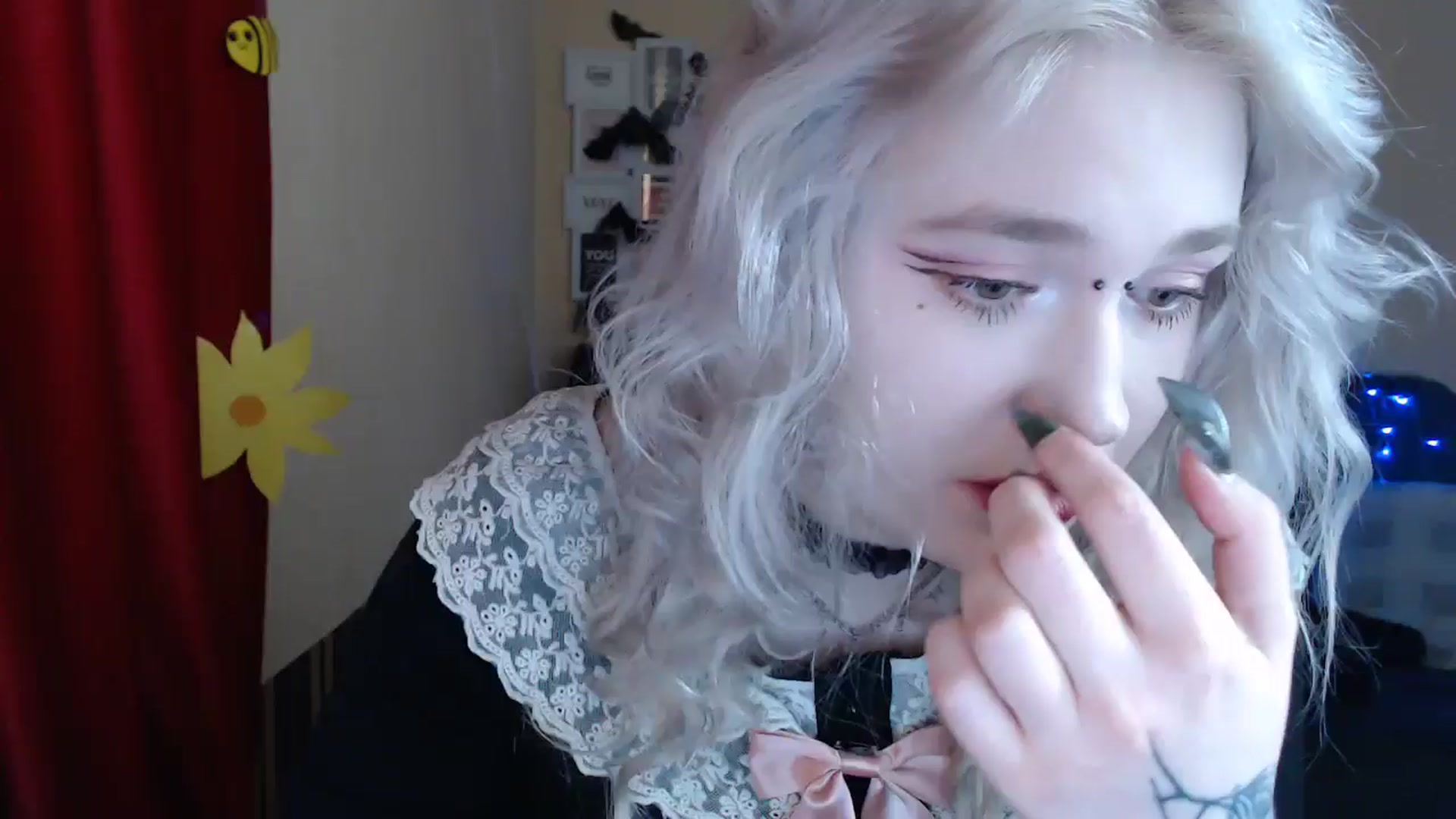 Gallery image thumbnail from Killinna's myfreecams stream on, 03/19/2025, 15:15 image 8 of 20