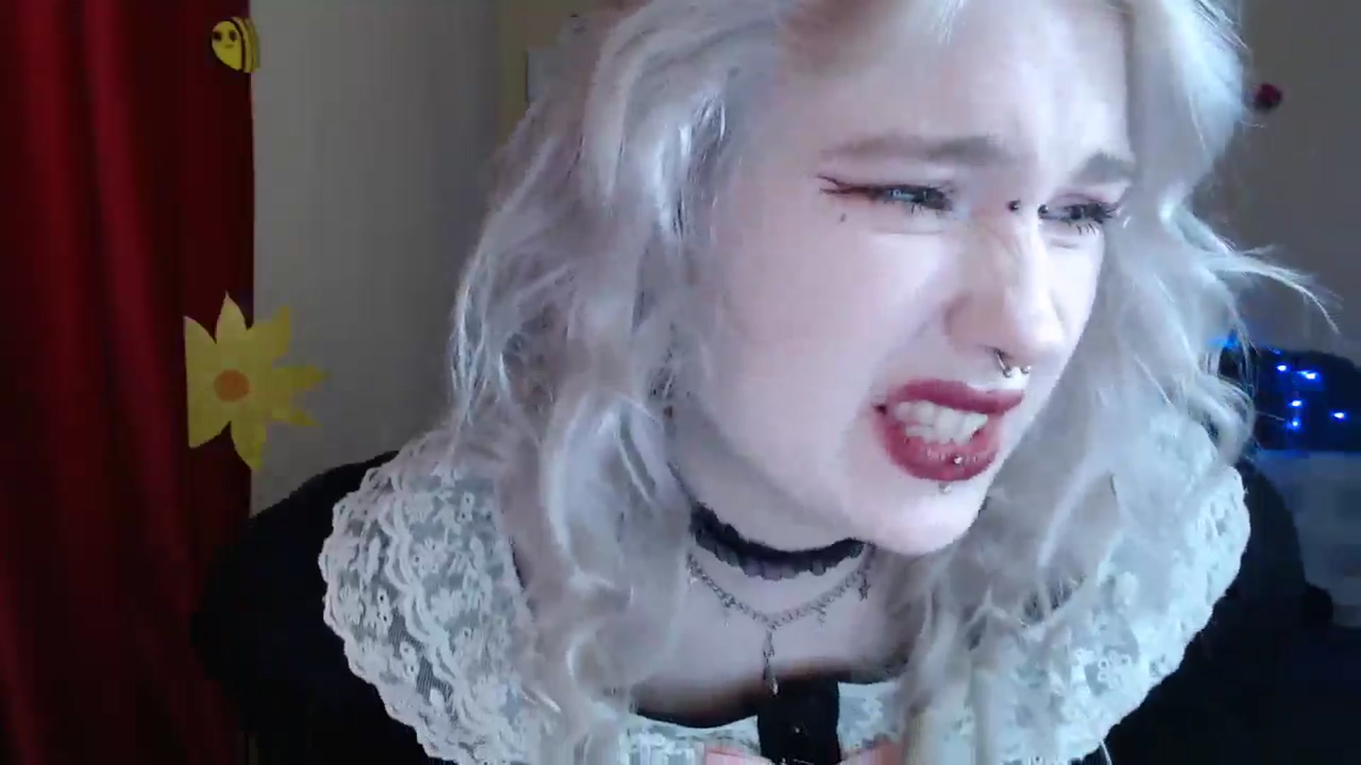 Gallery image thumbnail from Killinna's myfreecams stream on, 03/19/2025, 15:15 image 4 of 20